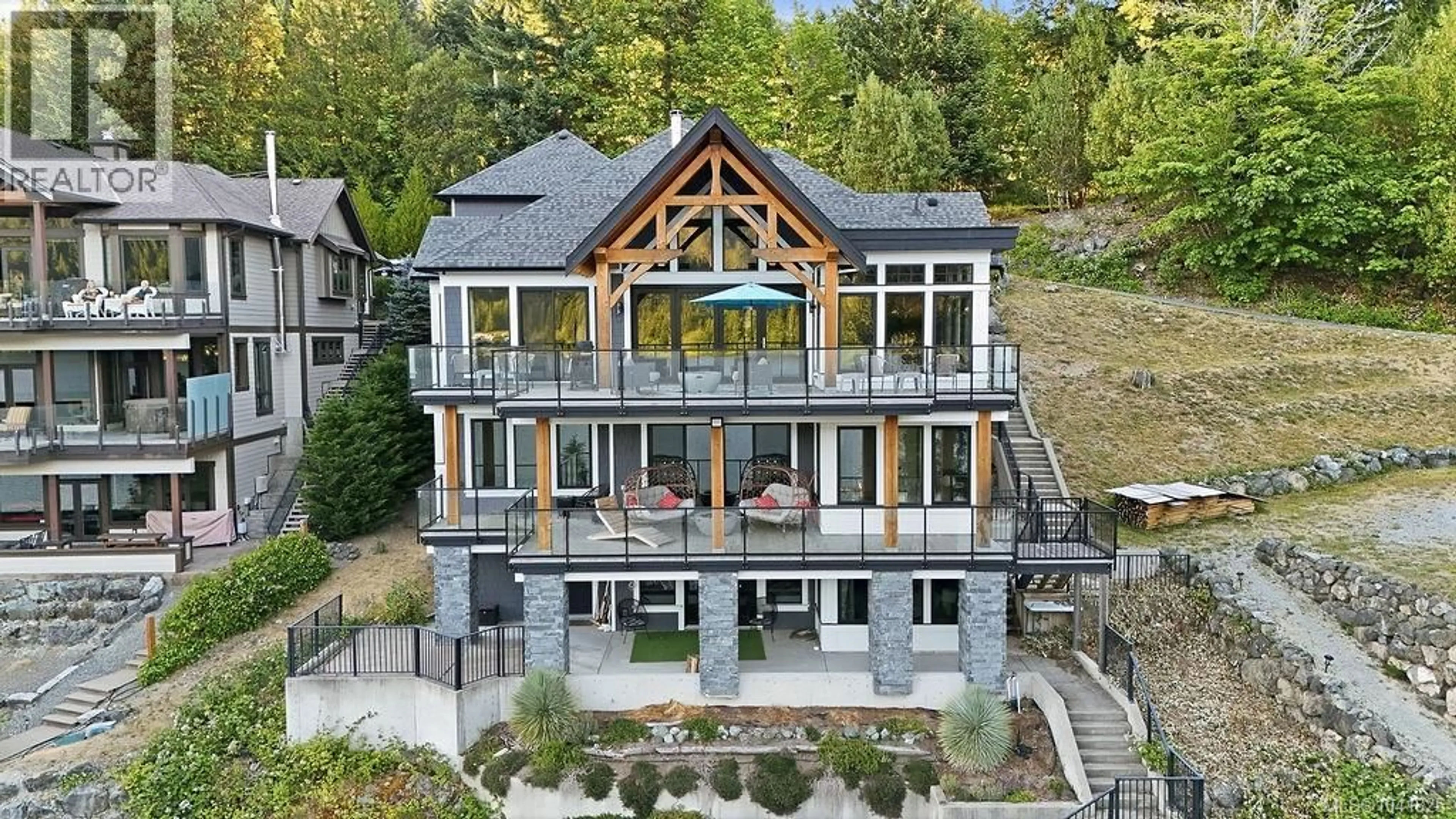 A pic from outside/outdoor area/front of a property/back of a property/a pic from drone, unknown for 8898 PALMER WAY, Lake Cowichan British Columbia V0R2G0