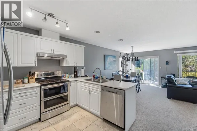 4755 FAIRBROOK CRESCENT, Nanaimo 3