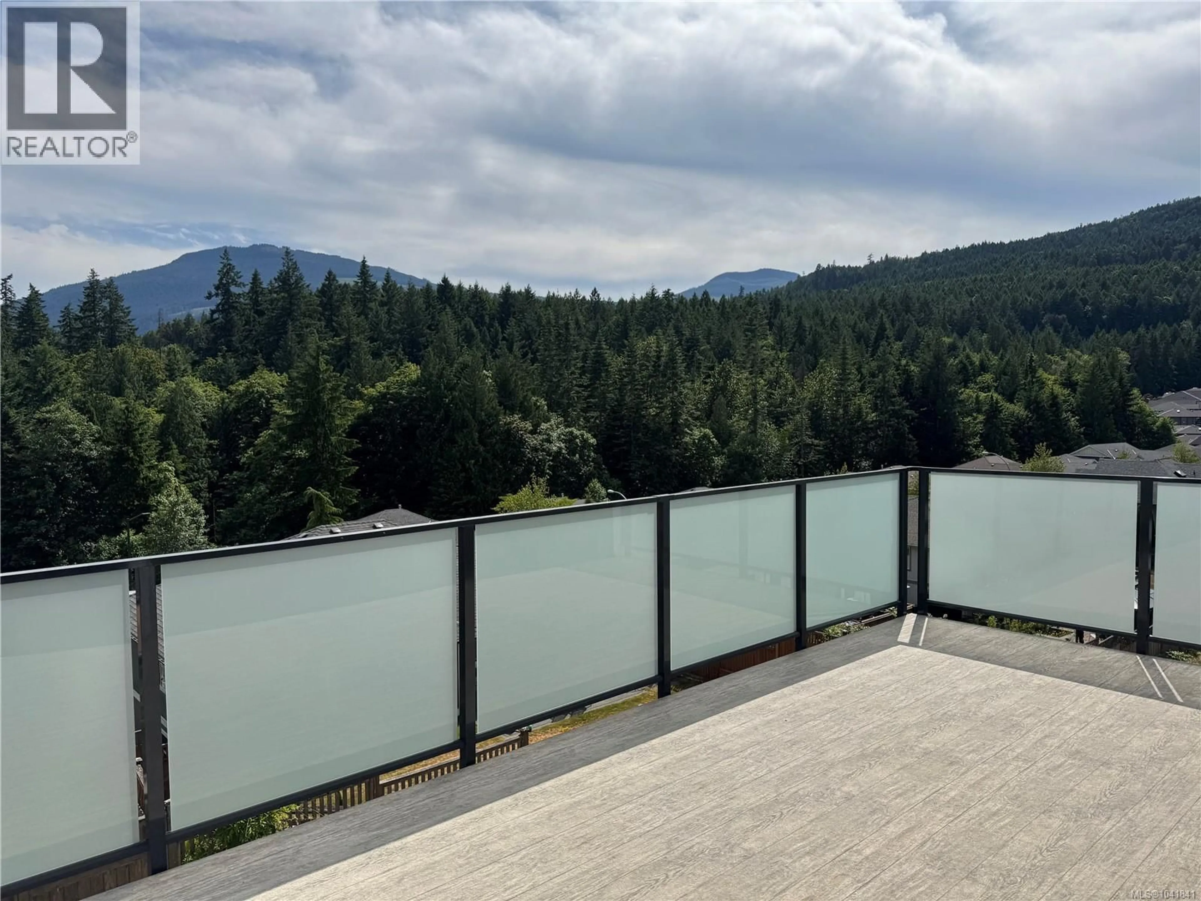 Patio, water/lake/river/ocean view for 38 - 626 FARRELL ROAD, Ladysmith British Columbia V9G0A2