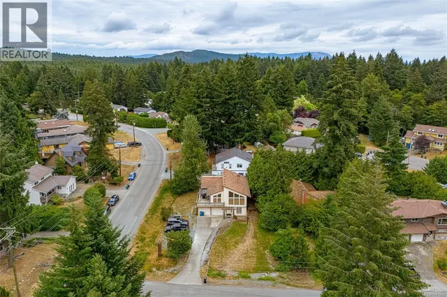 2299 MACFARLANE CRESCENT, Shawnigan Lake 2