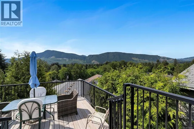 385 LAKE PARK ROAD, Lake Cowichan 2
