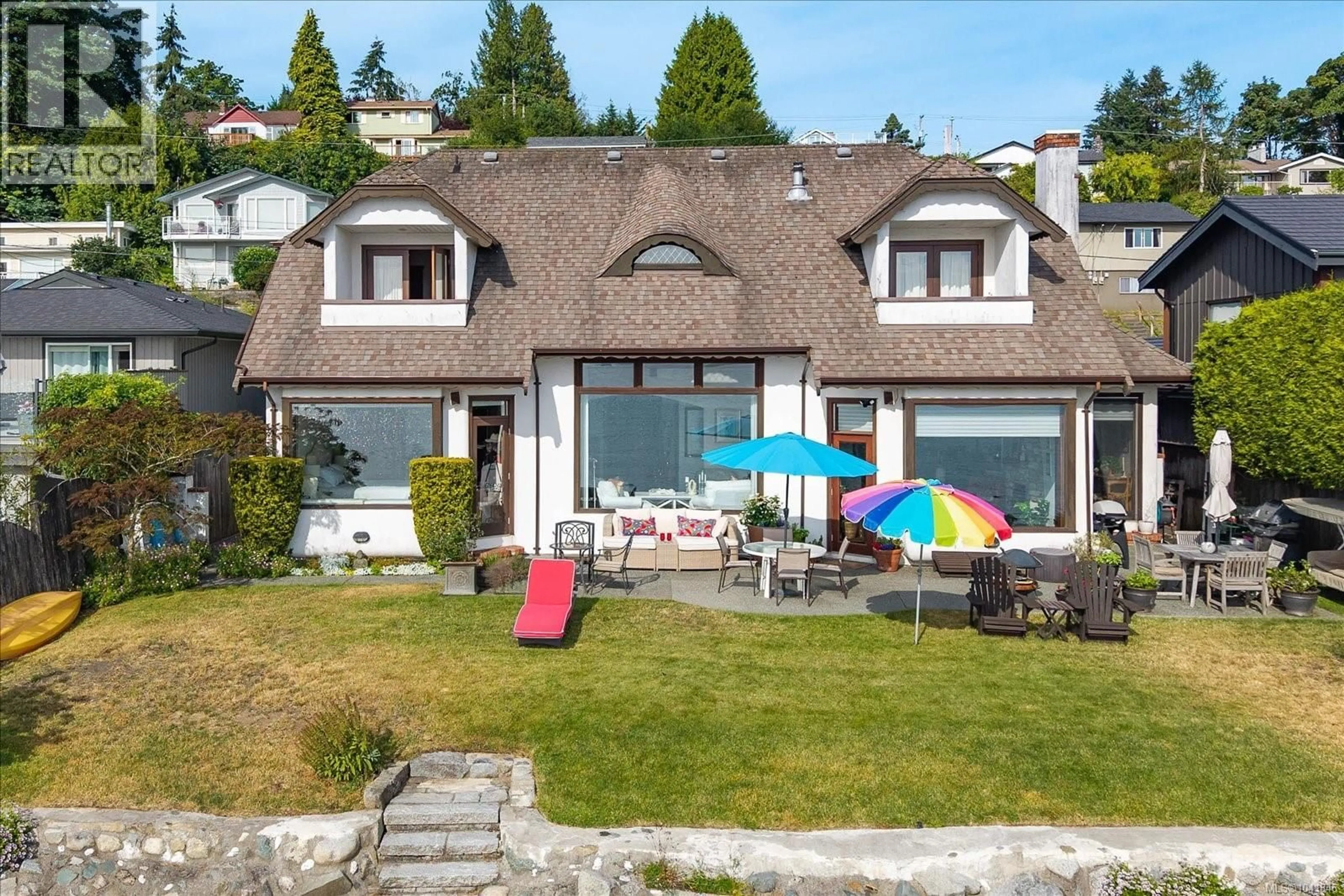 A pic from outside/outdoor area/front of a property/back of a property/a pic from drone, unknown for 2620 RANDLE ROAD, Nanaimo British Columbia V9S3X2