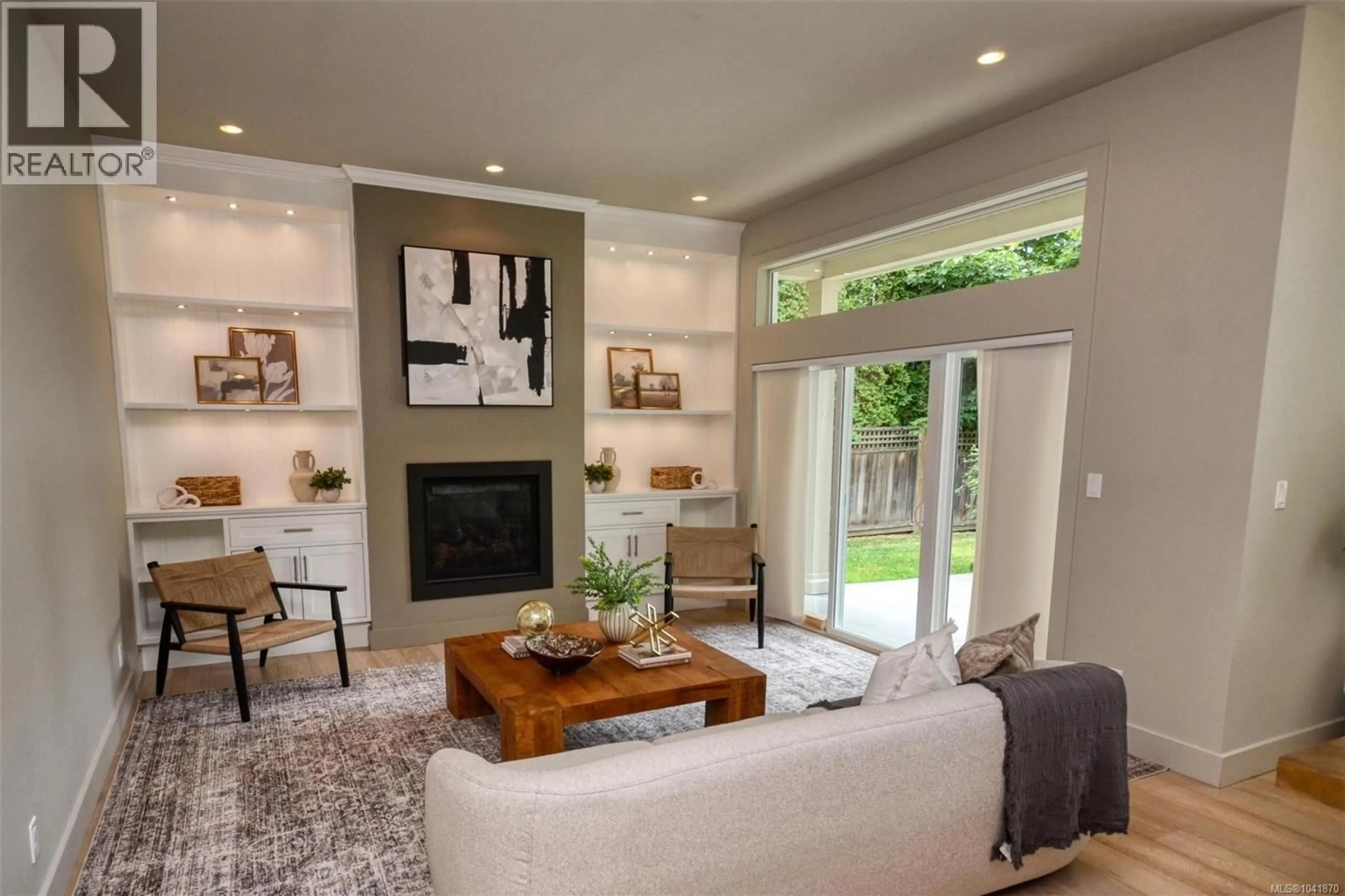 Living room with furniture, unknown for 1220 MARCHANT ROAD, Central Saanich British Columbia V8M1G4