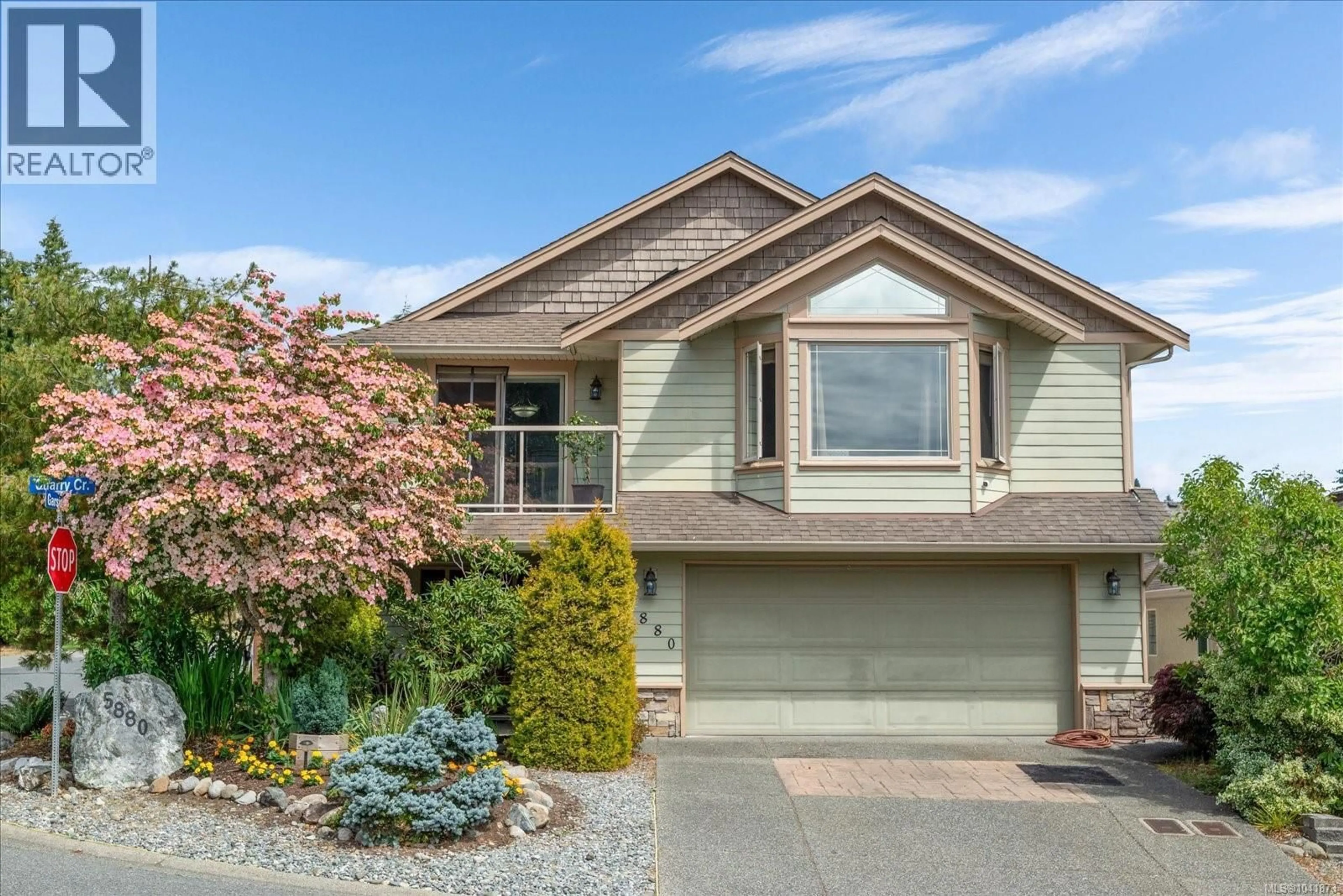 Home with vinyl exterior material, street for 5880 QUARRY CRESCENT, Nanaimo British Columbia V9T6H9
