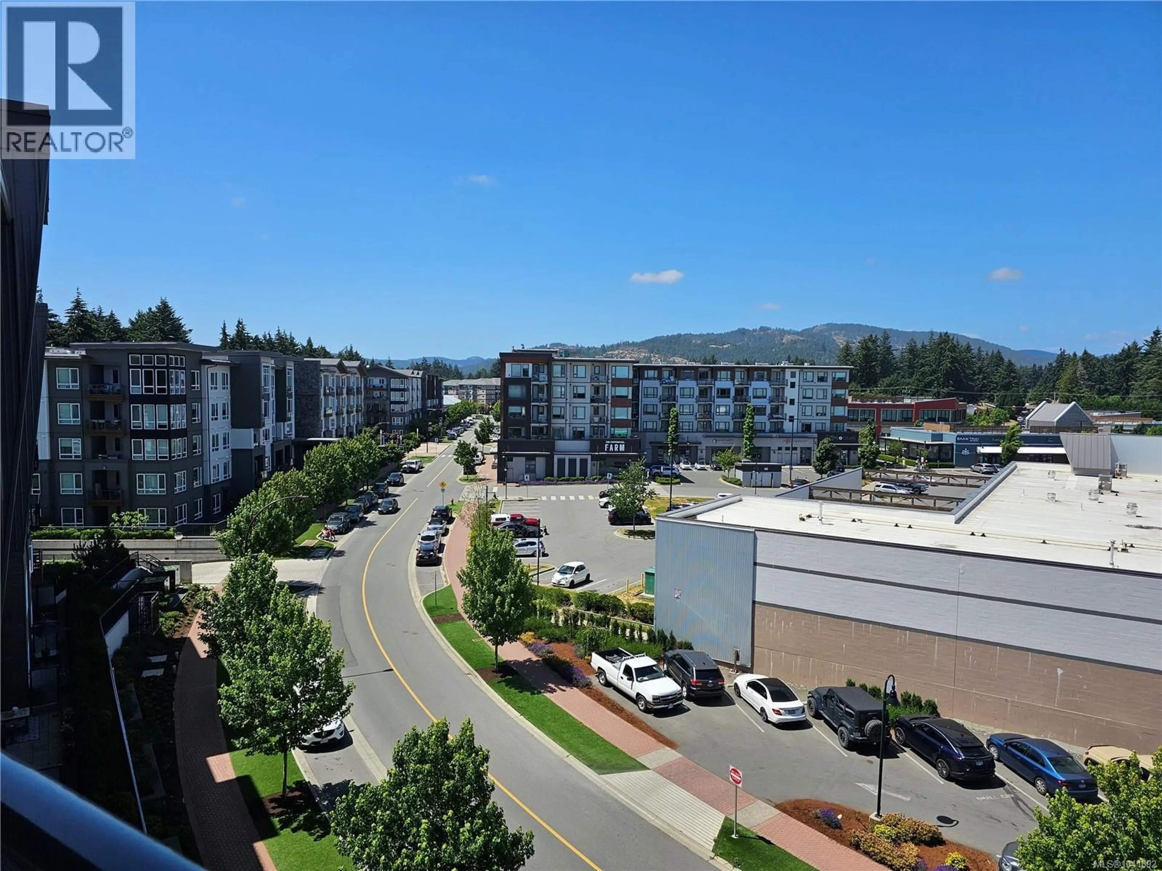 A pic from outside/outdoor area/front of a property/back of a property/a pic from drone, mountain view for 530 - 920 REUNION AVENUE, Langford British Columbia V9B3Y7