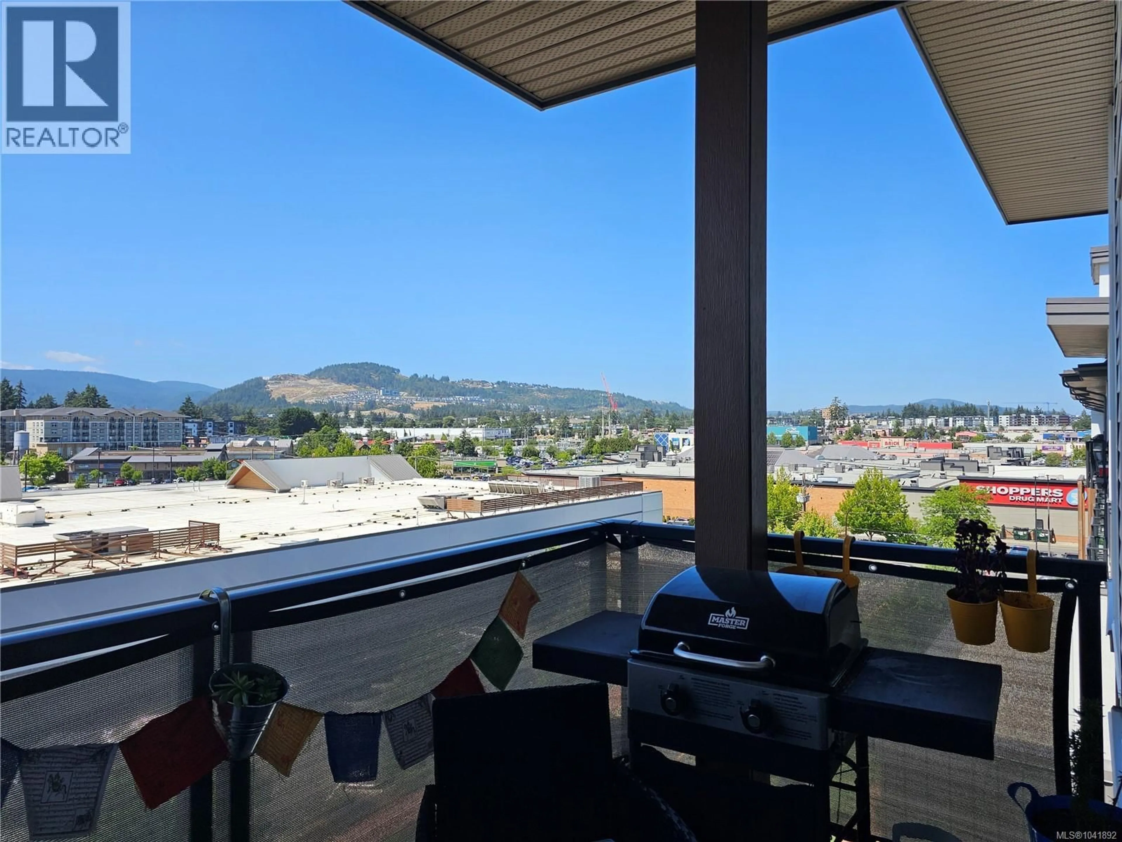Patio, mountain view for 530 - 920 REUNION AVENUE, Langford British Columbia V9B3Y7