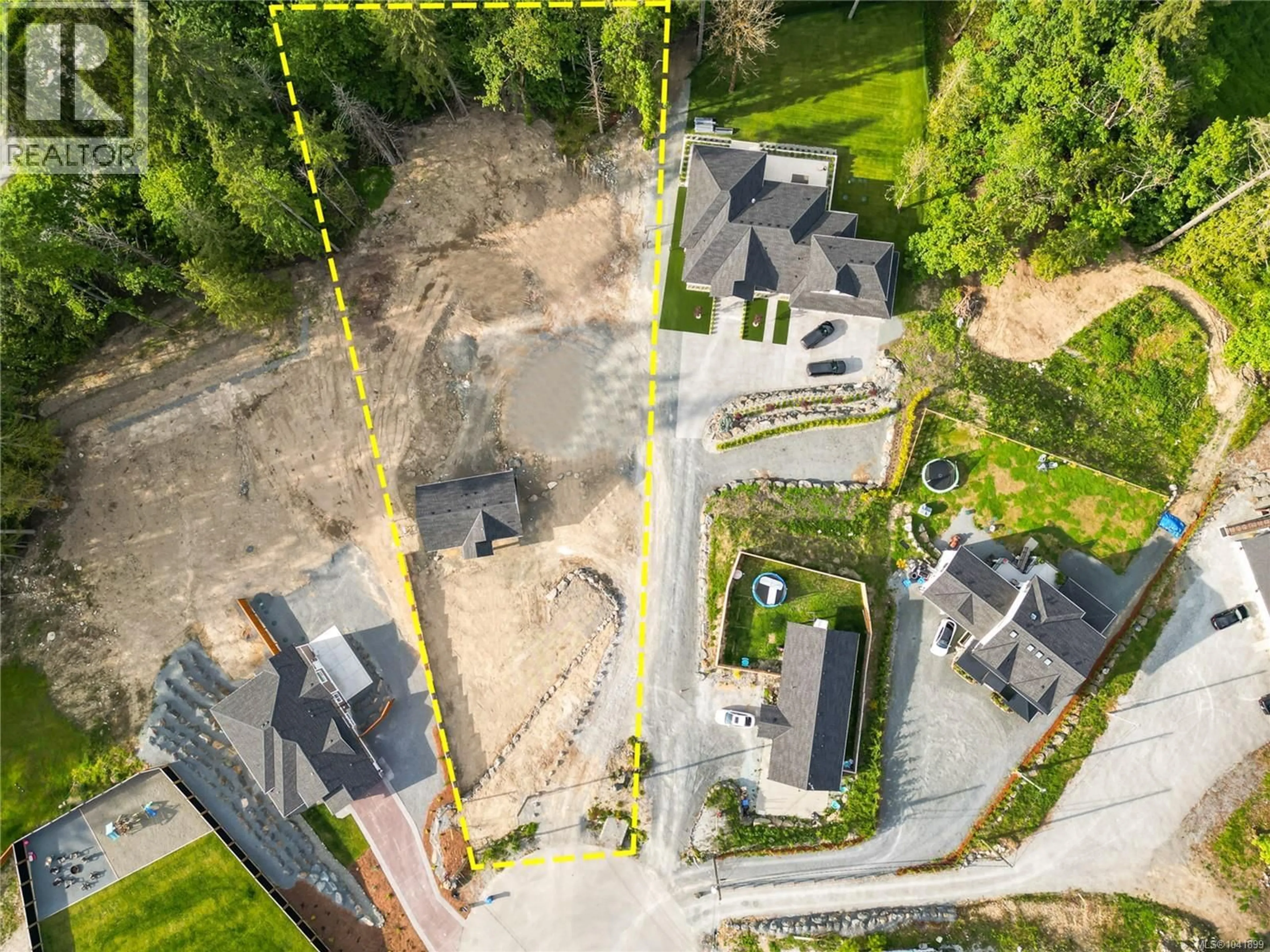 A pic from outside/outdoor area/front of a property/back of a property/a pic from drone, street for 2788 SHELDRAKE PLACE, Mill Bay British Columbia V0R2P2