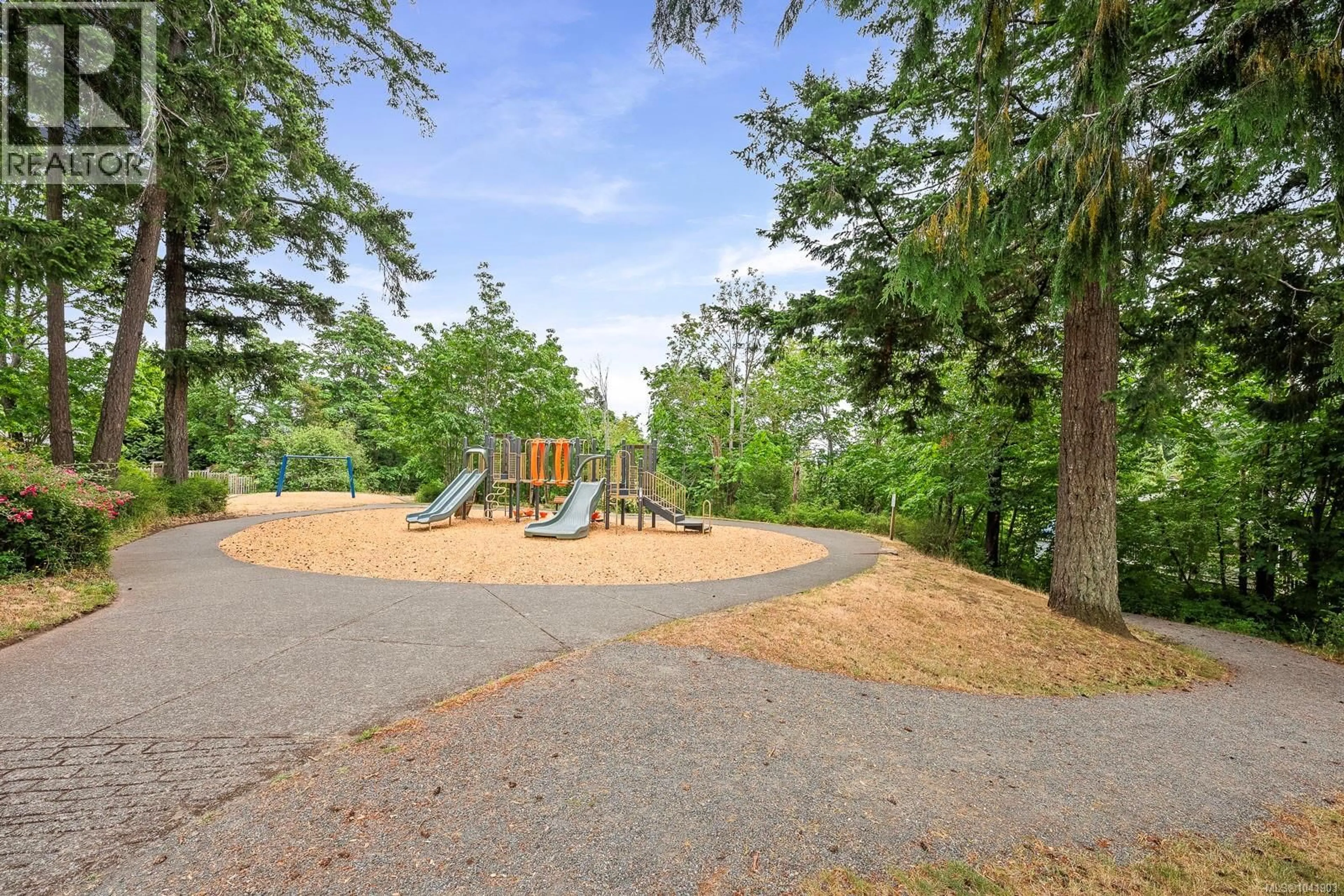 Patio, forest/trees view for 4616-B NORTHLAND PLACE, Courtenay British Columbia V9N8Y4