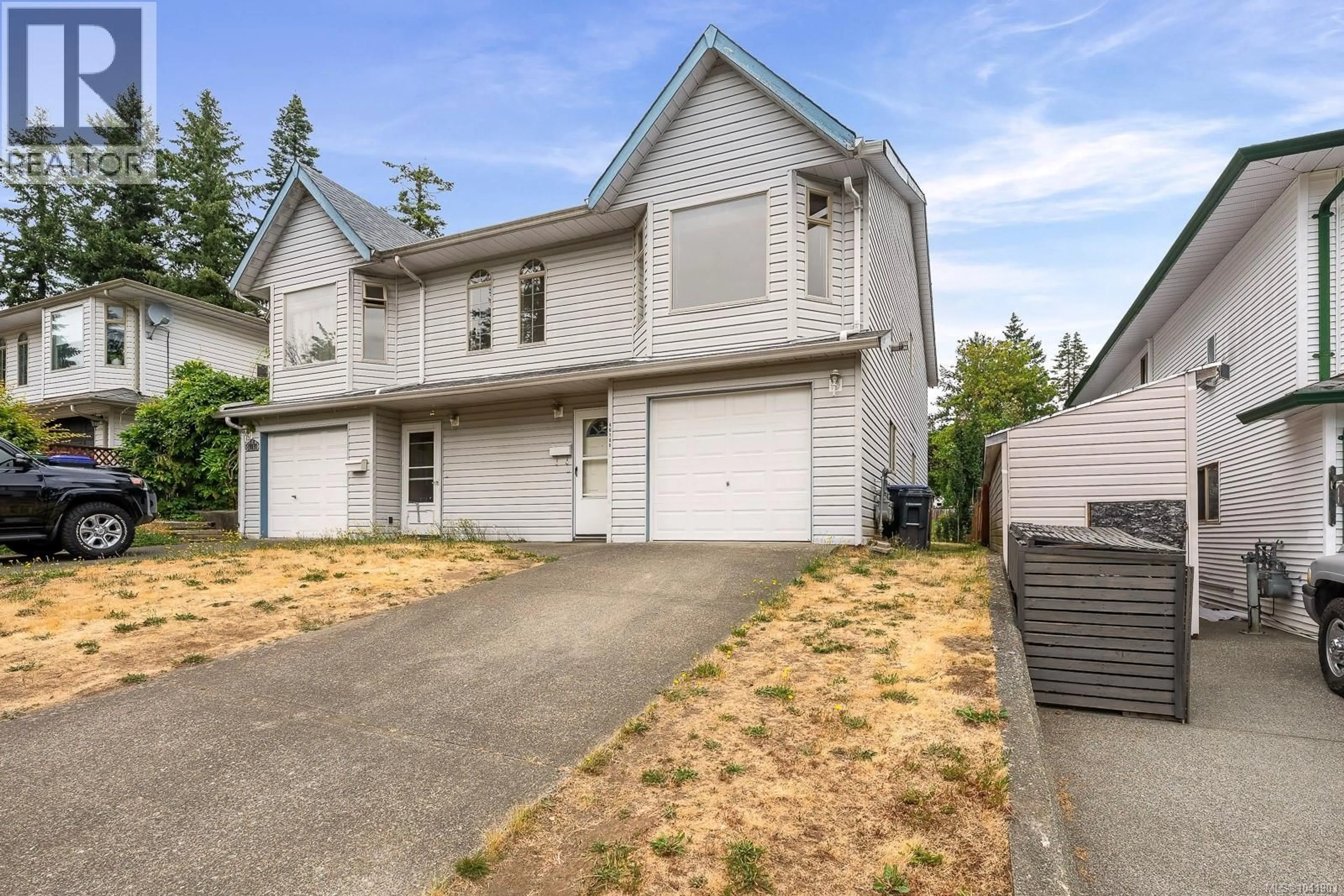 Home with vinyl exterior material, street for B-4616 NORTHLAND PLACE, Courtenay British Columbia V9N8Y4