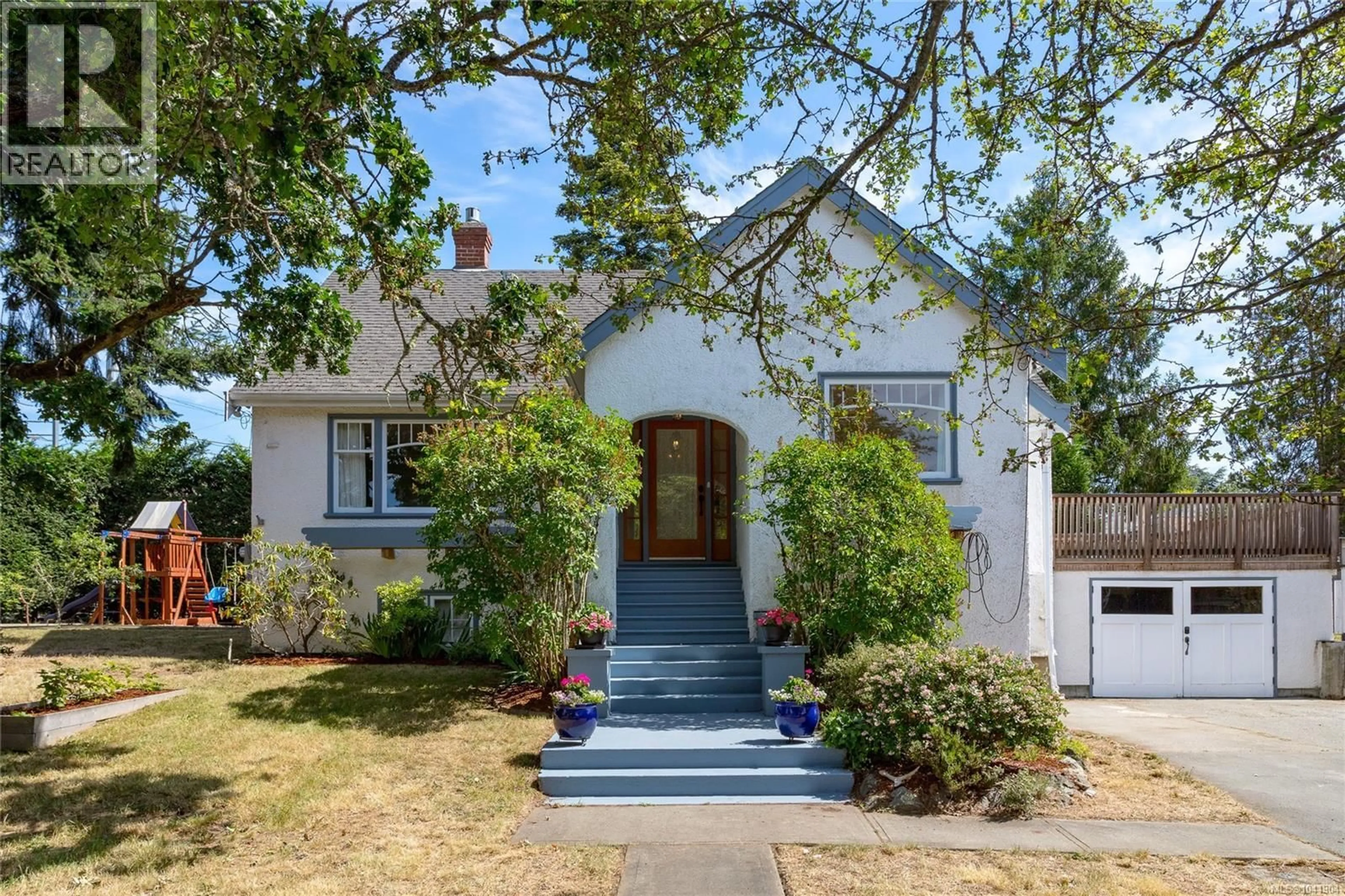 Home with brick exterior material, street for 2875 ROCKWELL AVENUE, Saanich British Columbia V9A2M8