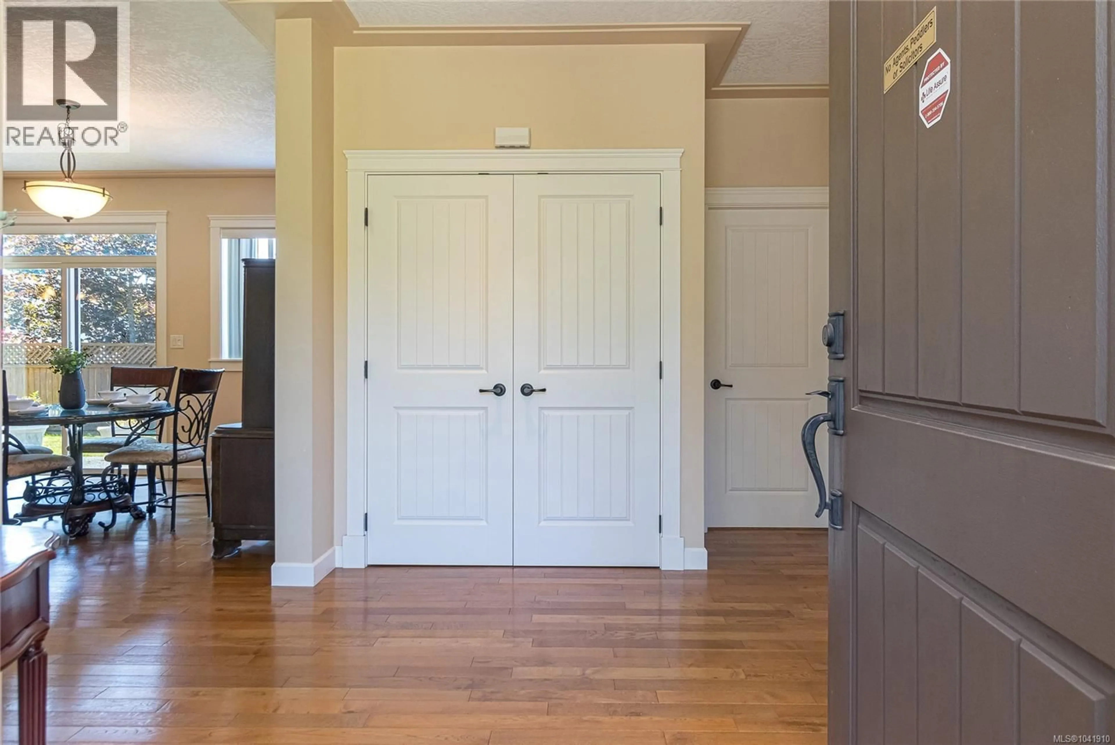 Indoor entryway for 2964 PICKFORD ROAD, Colwood British Columbia V9B2K7