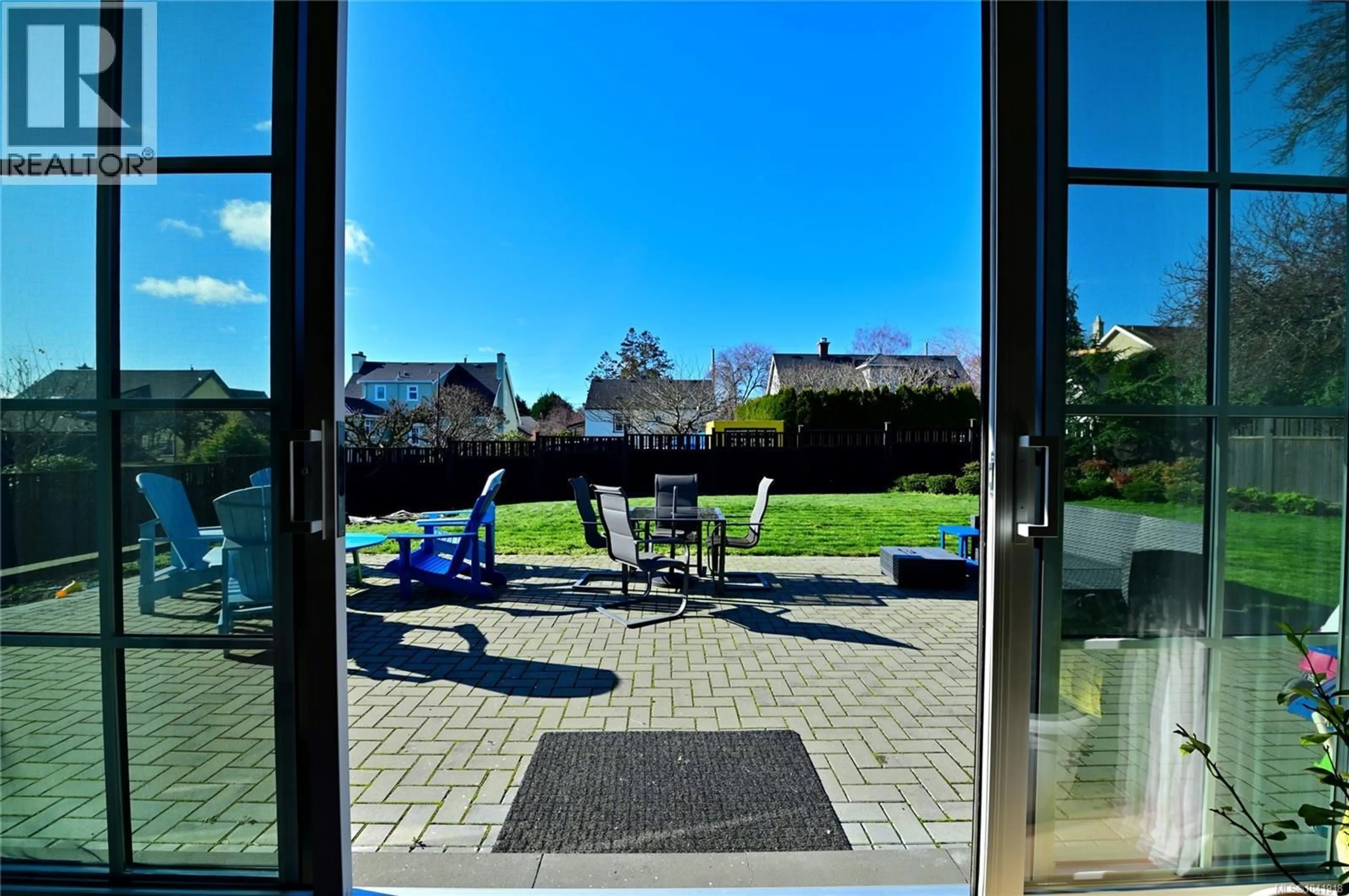 Patio, unknown for 2777 DEWDNEY AVENUE, Oak Bay British Columbia V8R3M3