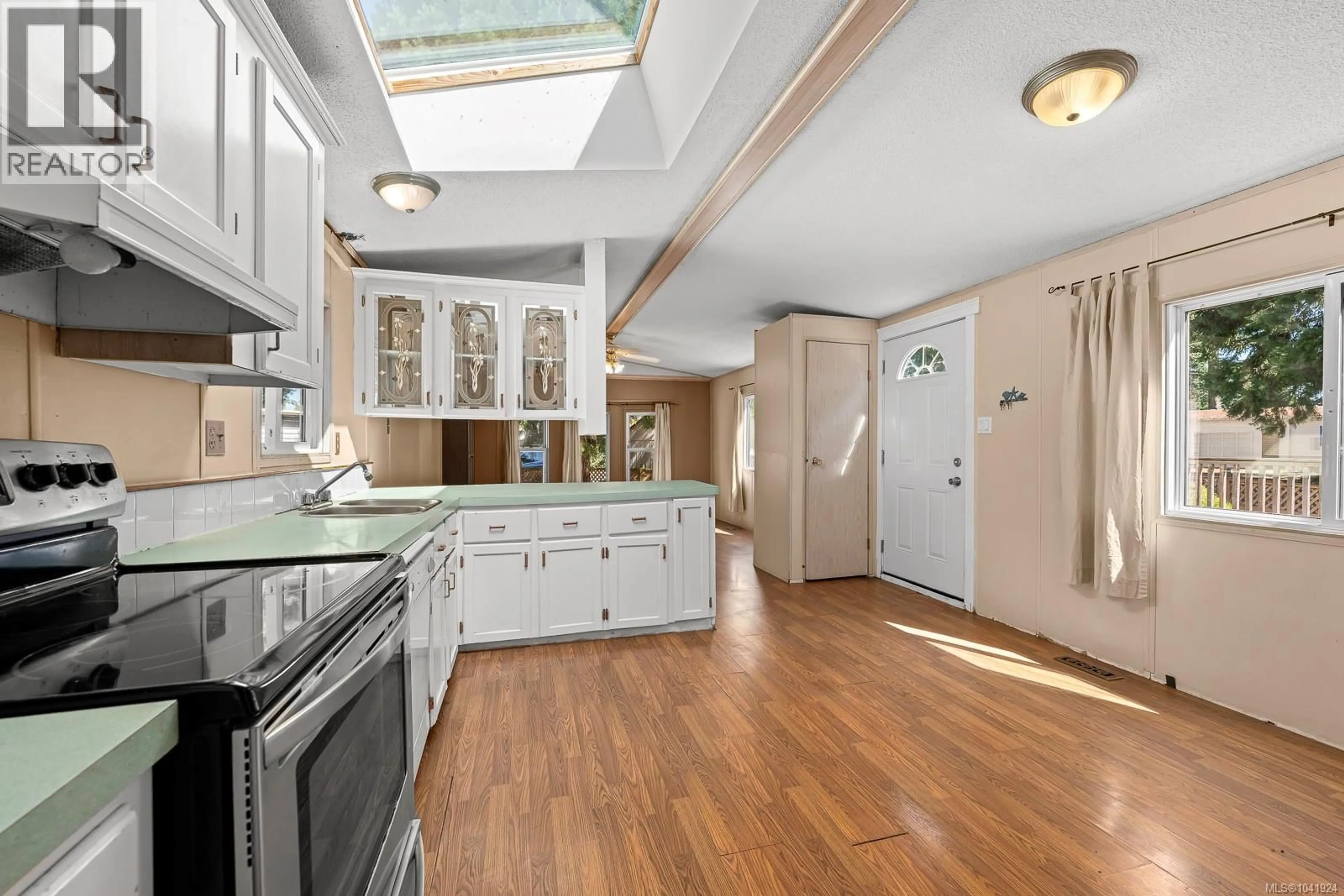 Open concept kitchen, ceramic/tile floor for 2179 STADACONA DRIVE, Comox British Columbia V9M3P9