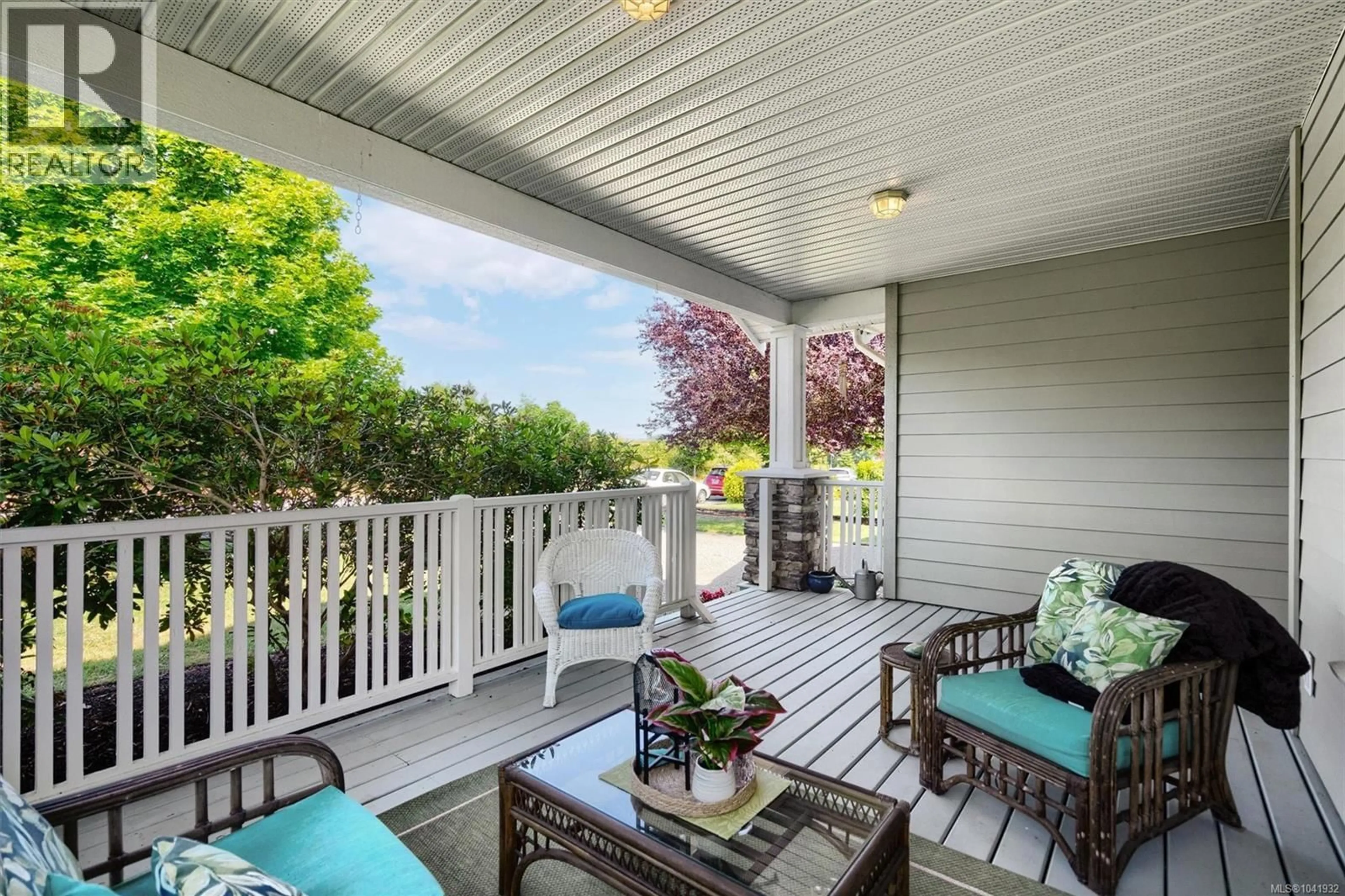 Patio, unknown for 2428 SUNRIVER WAY, Sooke British Columbia V0S1N0