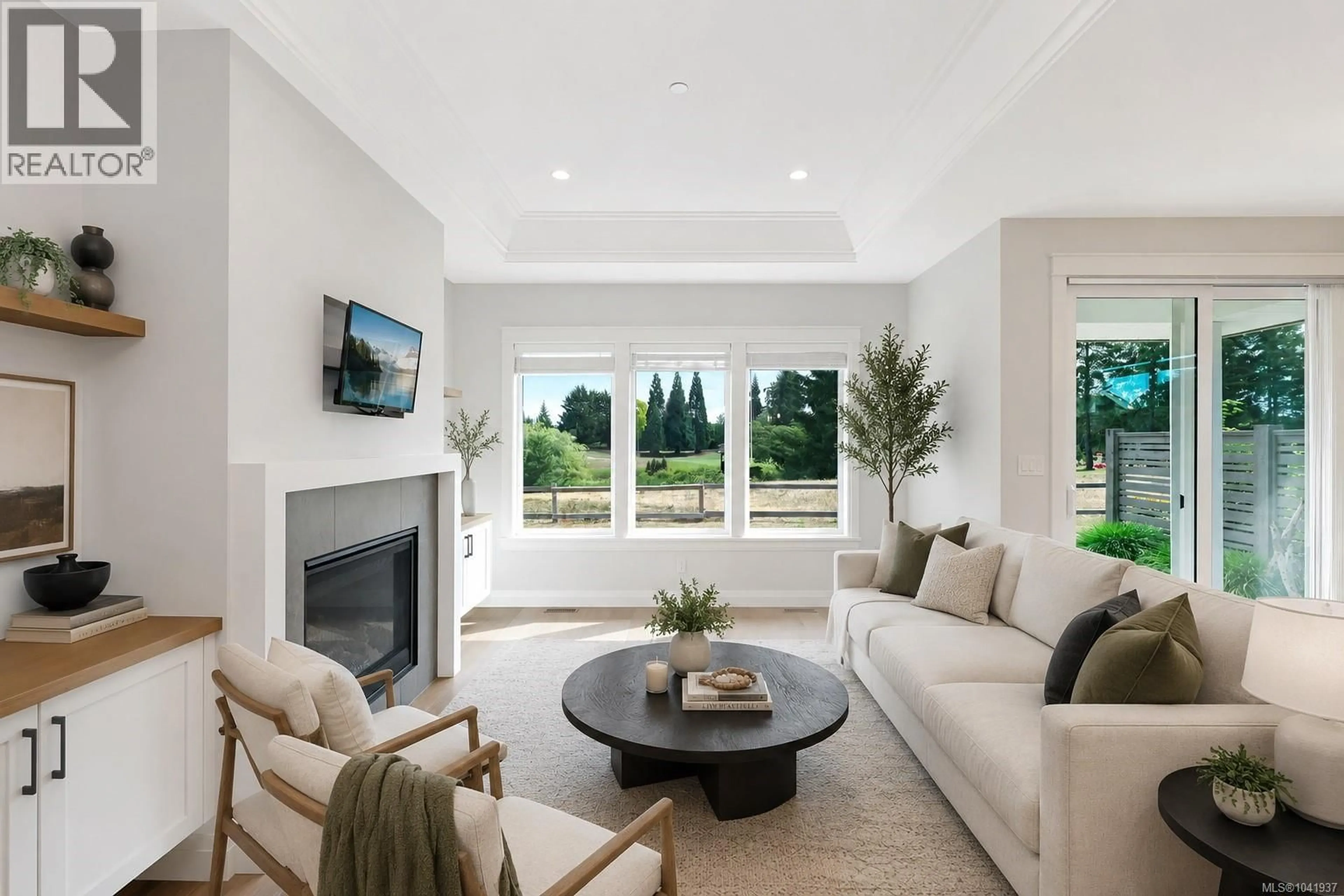 Living room with furniture, unknown for 124 - 1444 CROWN ISLE DRIVE, Courtenay British Columbia V9N4B2