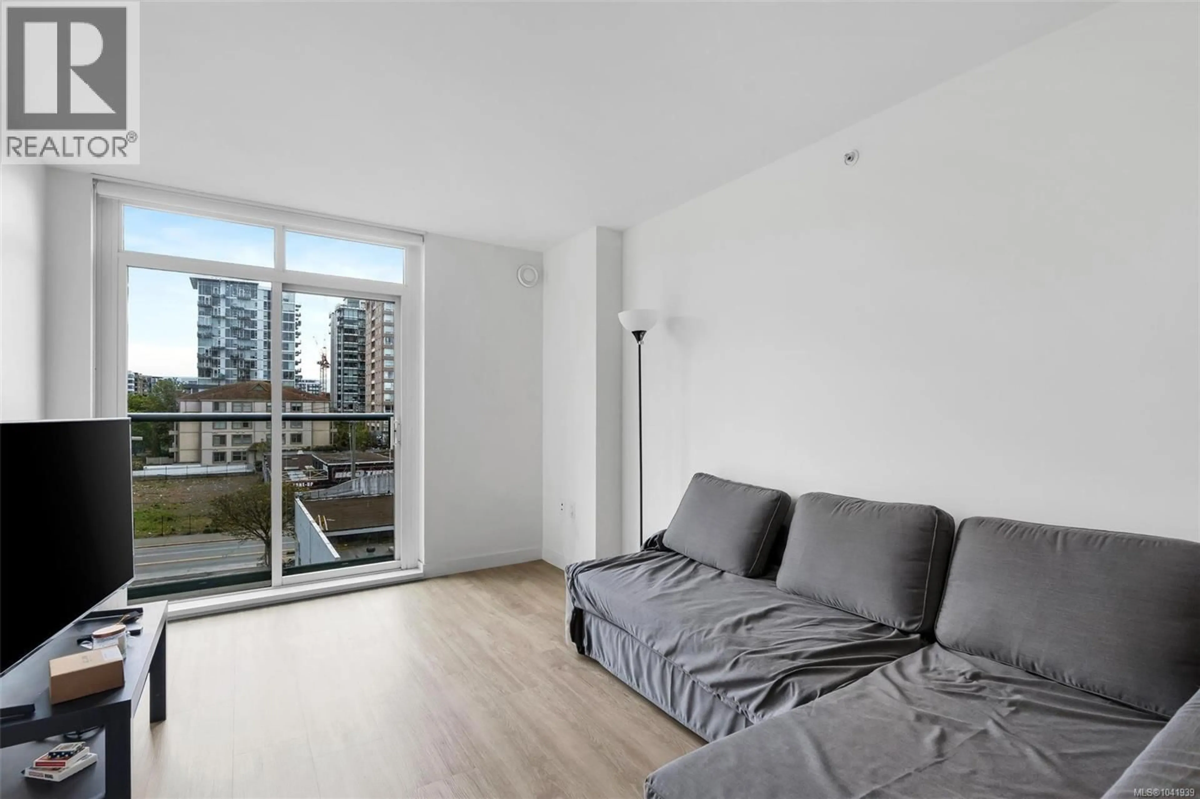 Living room with furniture, unknown for 503 - 845 JOHNSON STREET, Victoria British Columbia V8W0G3