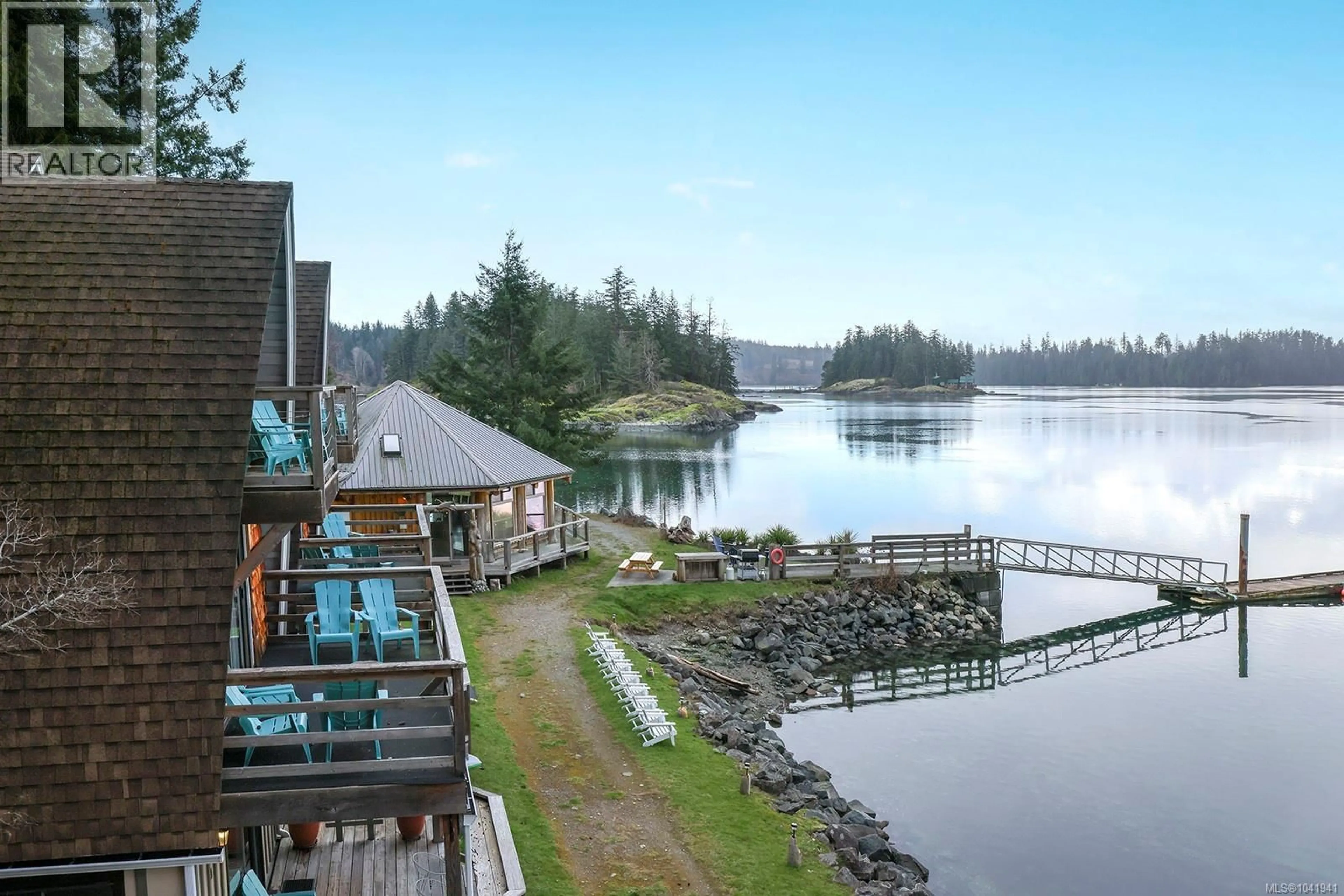 Patio, water/lake/river/ocean view for 774 CLIFFE ROAD, Quadra Island British Columbia V0P1N0