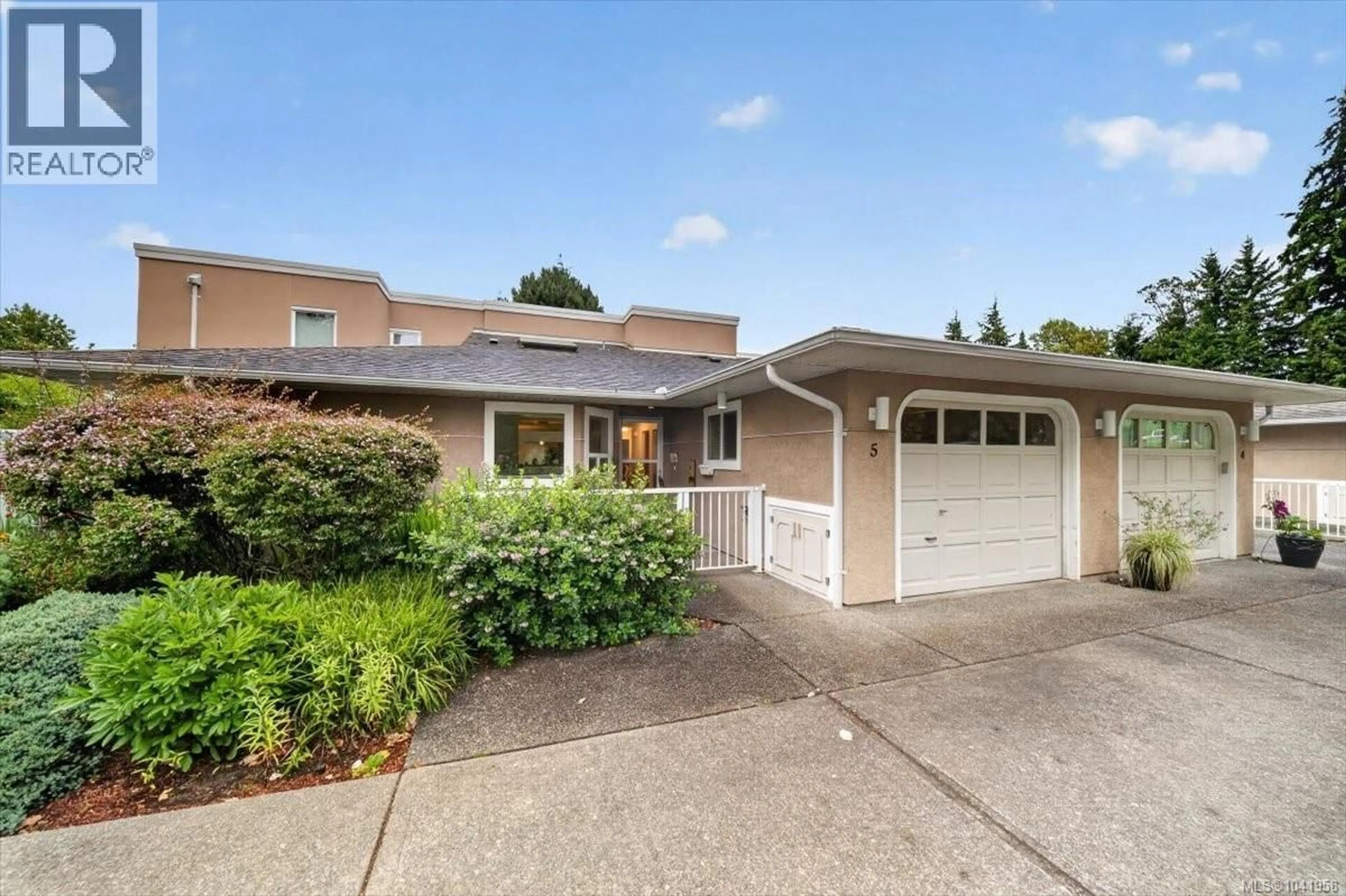 Unknown for 5 - 3049 BRITTANY DRIVE, Colwood British Columbia V9B5P8