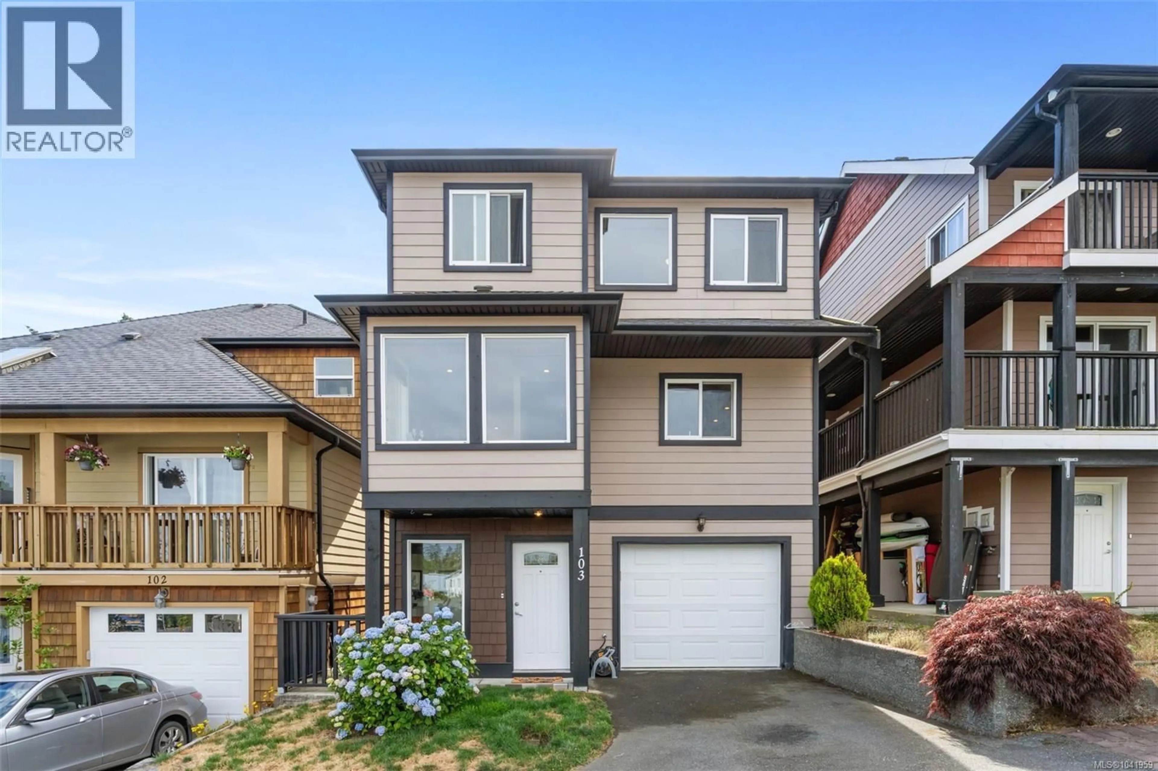 Home with vinyl exterior material, street for 103 - 7091 GRANT ROAD WEST, Sooke British Columbia V9Z0N6