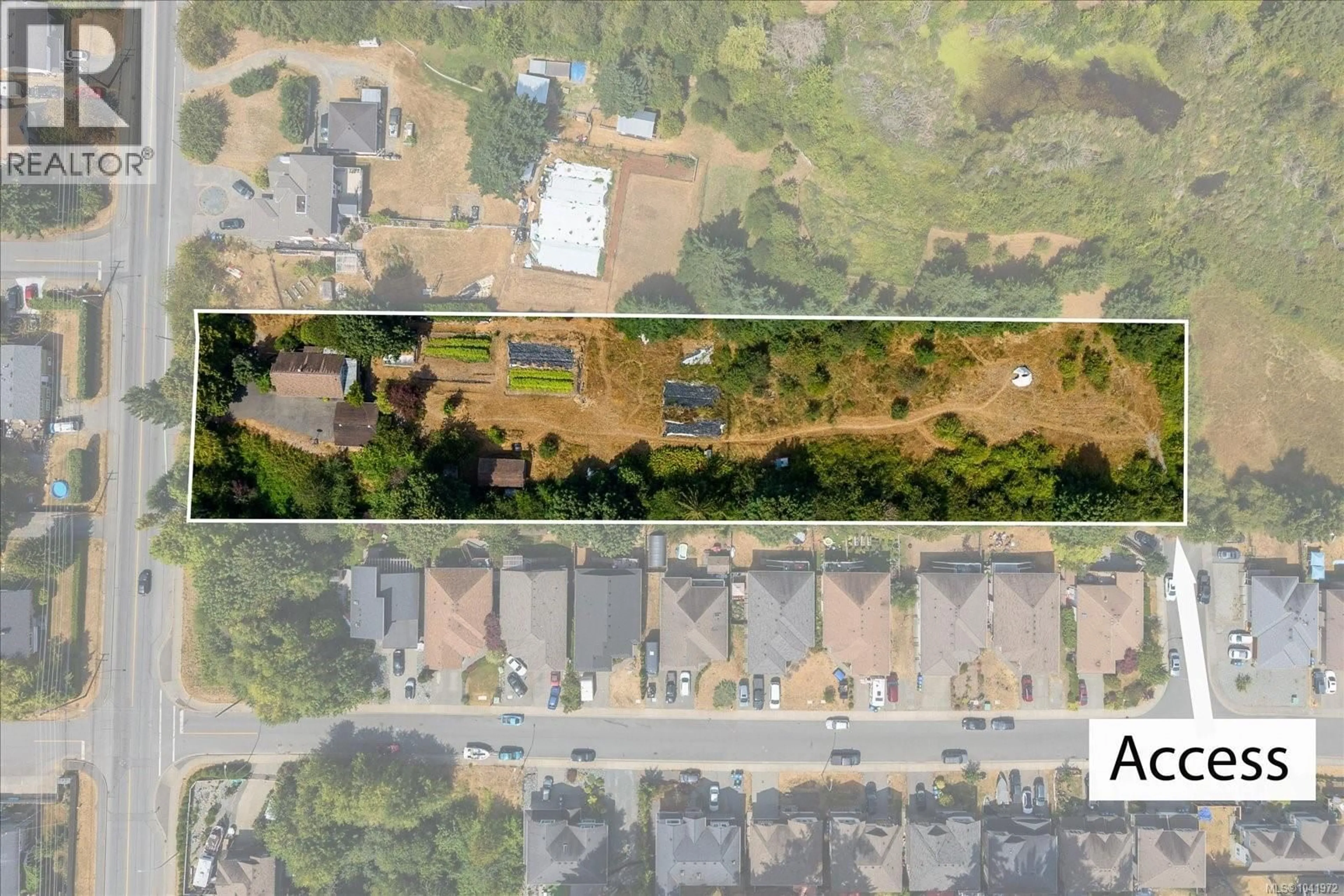 A pic from outside/outdoor area/front of a property/back of a property/a pic from drone, street for 950 BRUCE AVENUE, Nanaimo British Columbia V9R4A3