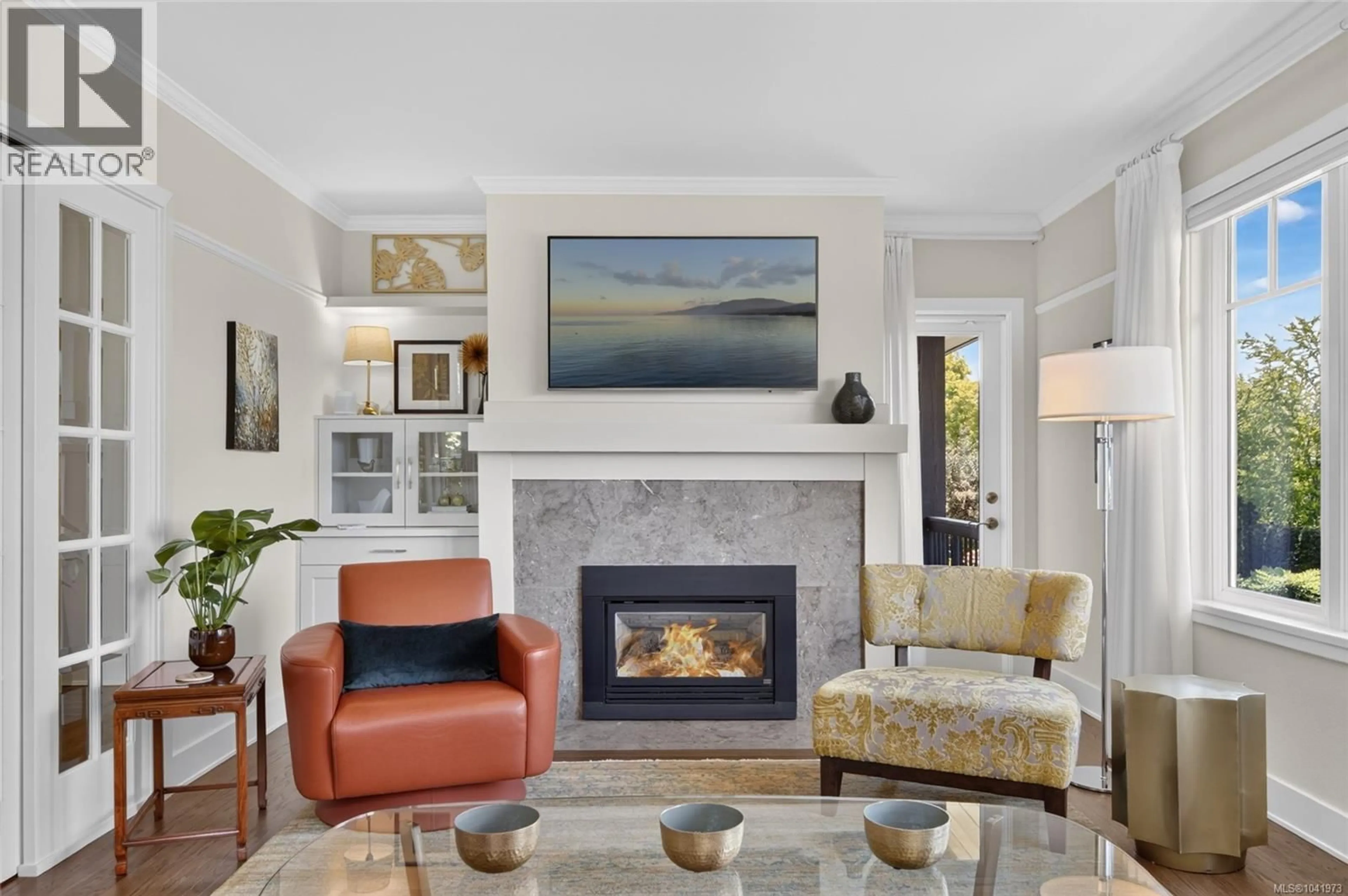 Living room with furniture, unknown for 1685 BEAUFORT AVENUE, Comox British Columbia V9M1R8