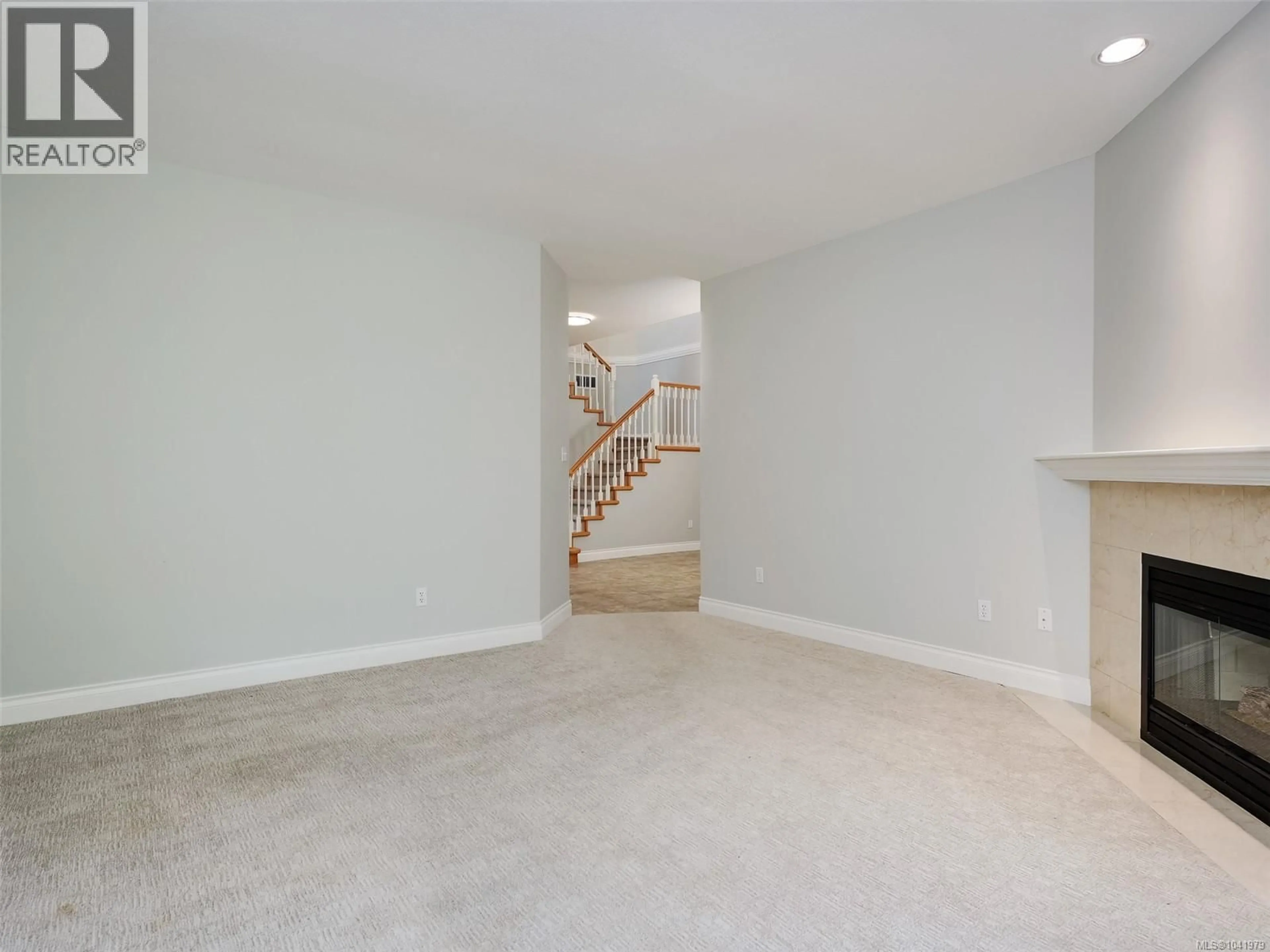 Unknown for 98 - 530 MARSETT PLACE, Saanich British Columbia V8Z7J2