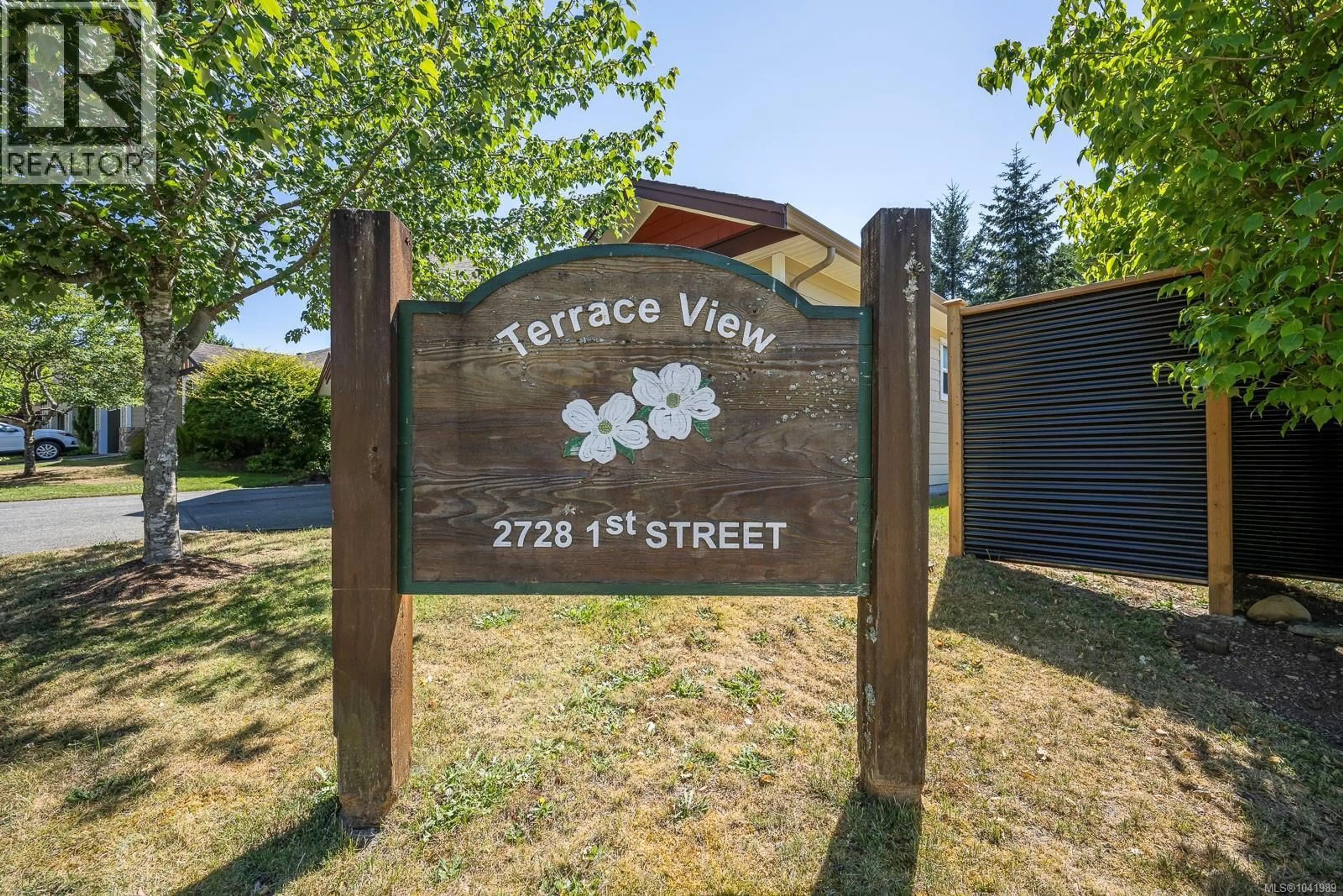 A pic from outside/outdoor area/front of a property/back of a property/a pic from drone, street for 47 - 2728 1ST STREET, Courtenay British Columbia V9N4A4