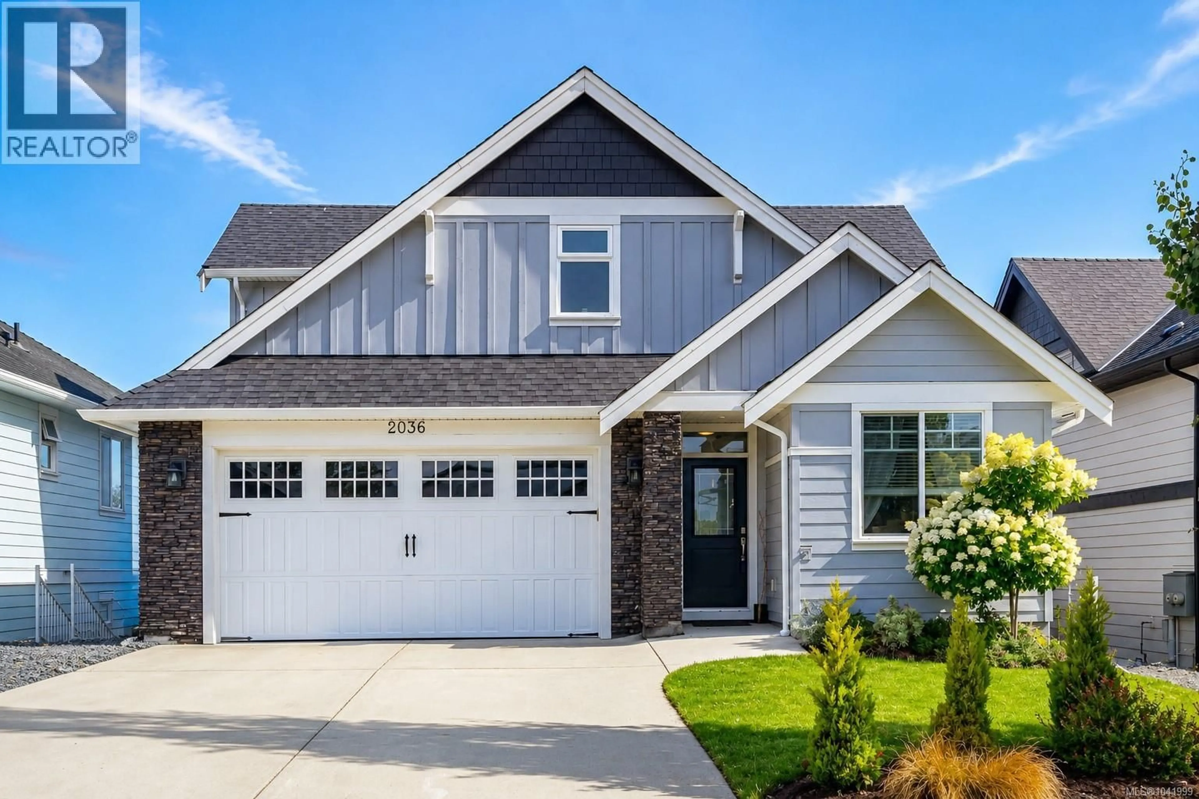 Home with vinyl exterior material, street for 2036 MOUNTAIN VISTA DRIVE, Nanaimo British Columbia V9T0L4