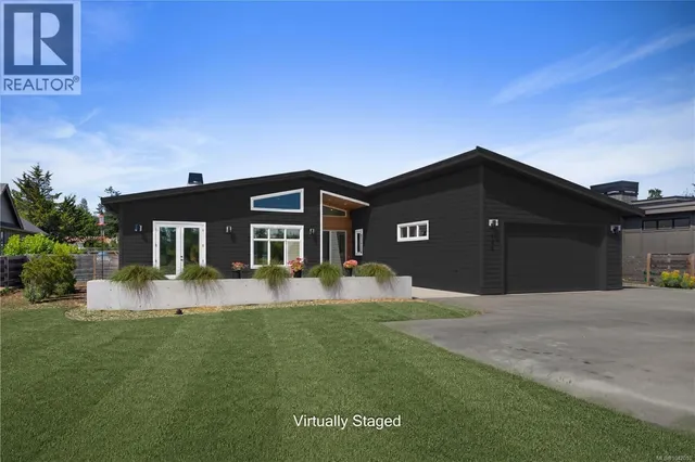 846 BIRCH ROAD, North Saanich 4