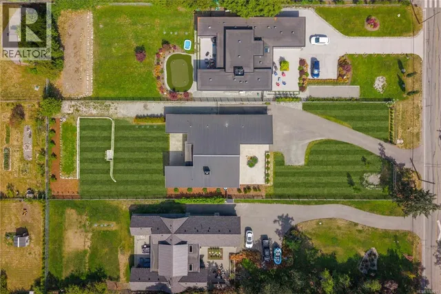846 BIRCH ROAD, North Saanich 5