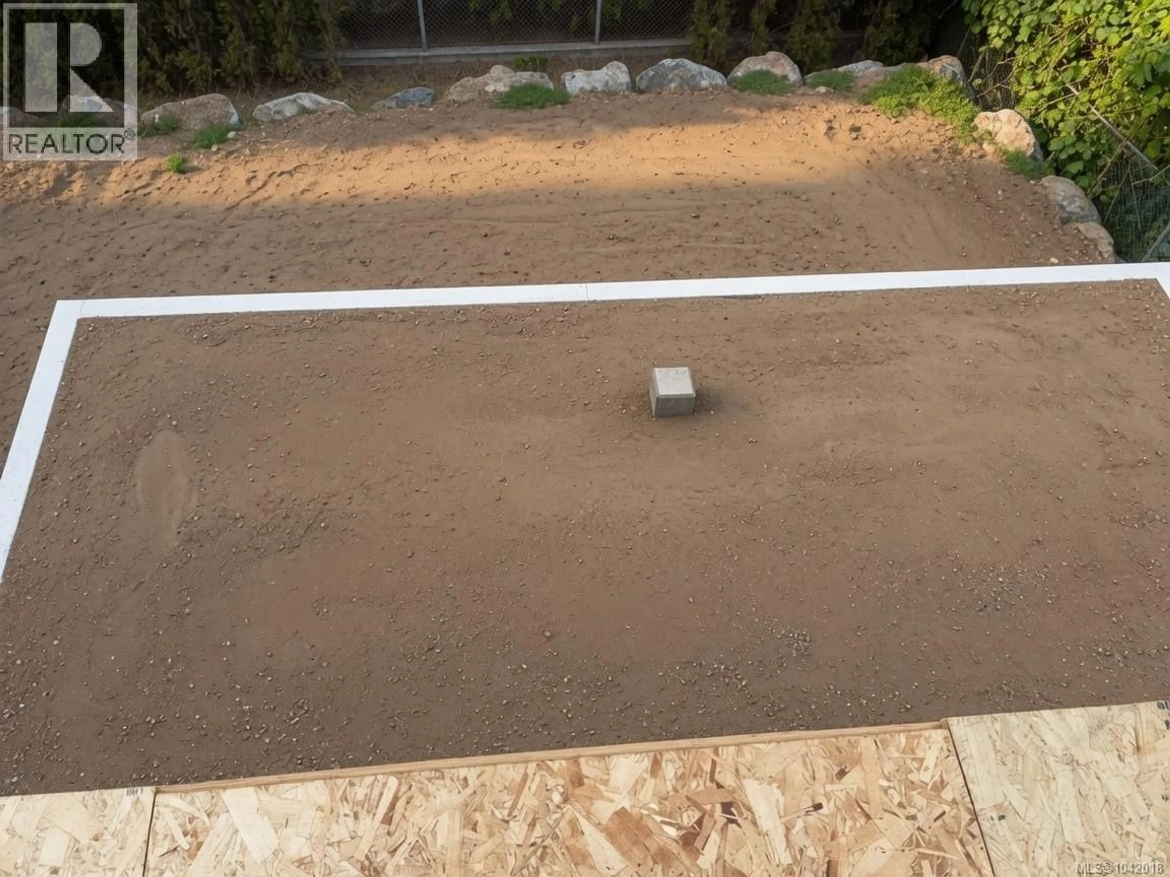 Patio, street for 218 EMERY WAY, Nanaimo British Columbia V9R5Z8