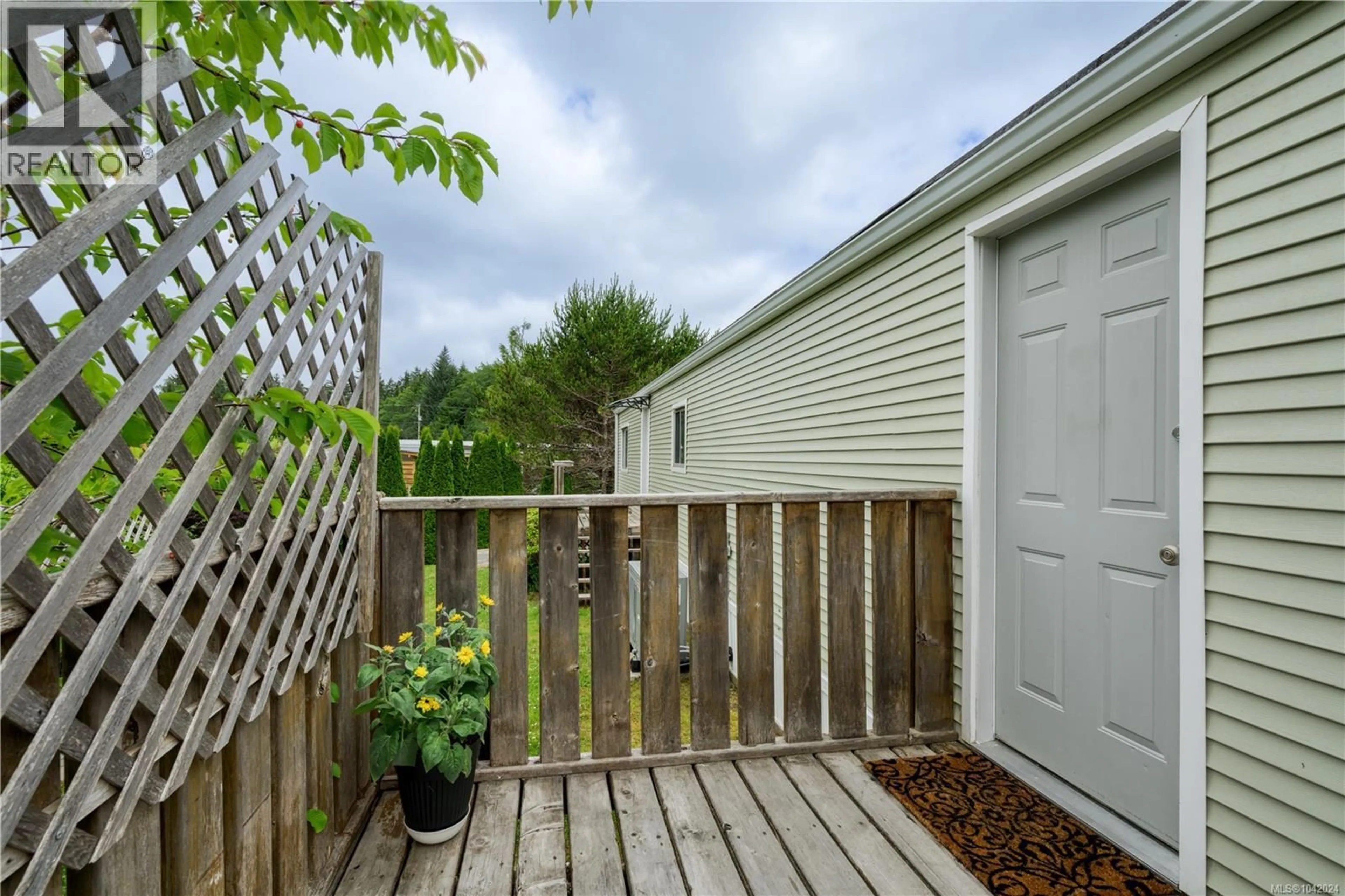 Patio, unknown for 56 - 5250 BEAVER HARBOUR ROAD, Port Hardy British Columbia V0N2P0