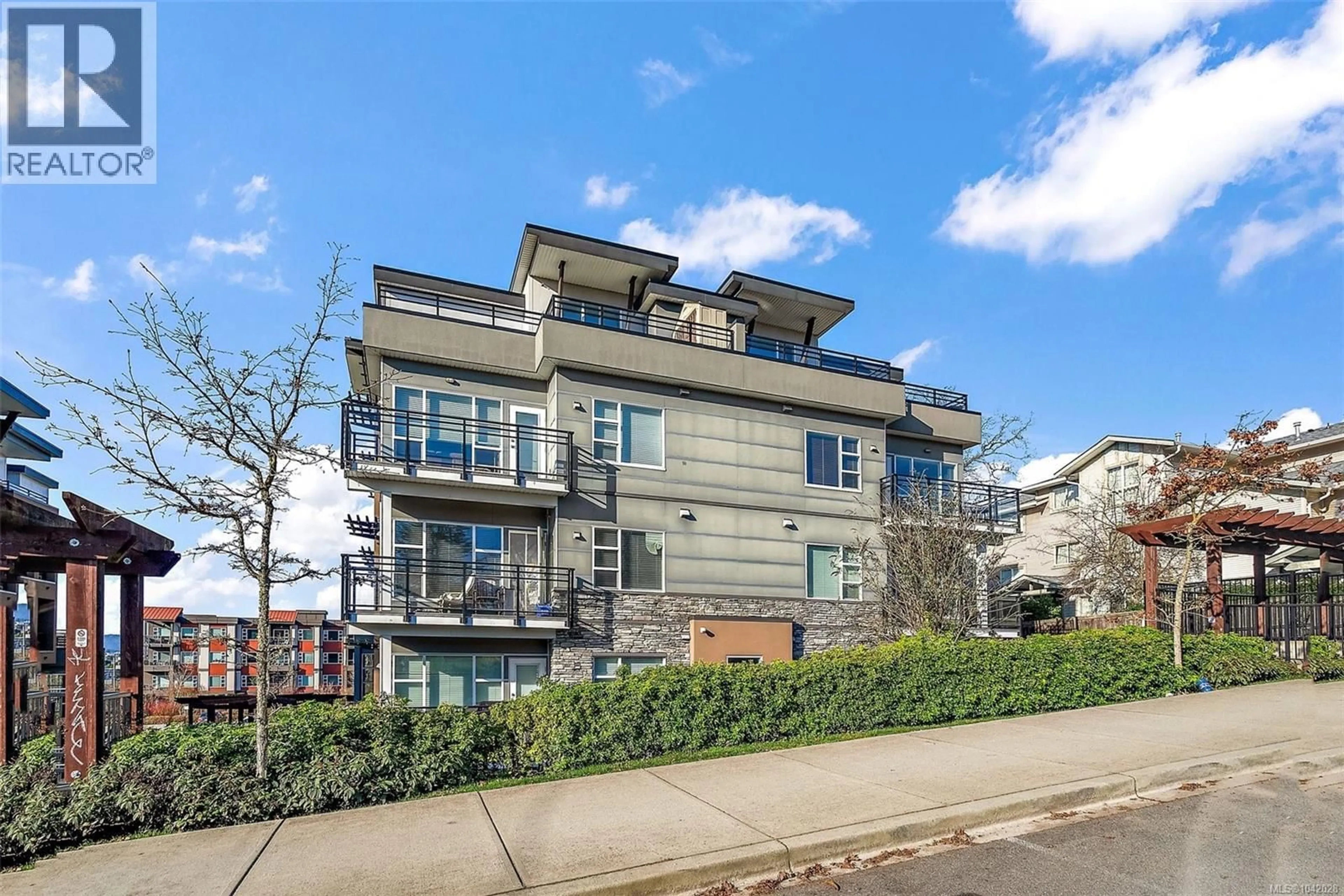 Unknown for 301 - 1018 INVERNESS ROAD, Saanich British Columbia V8X0B1