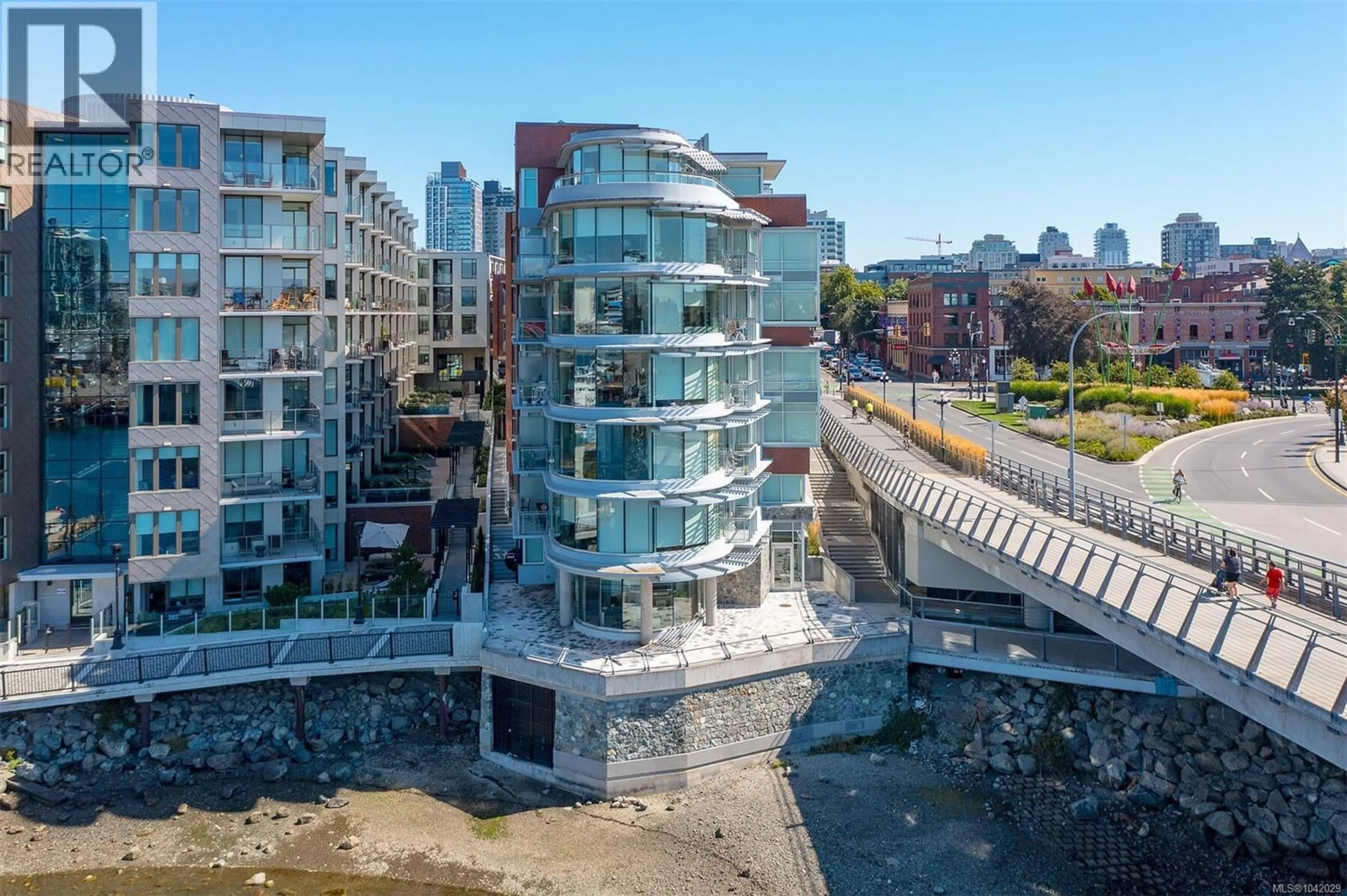 A pic from outside/outdoor area/front of a property/back of a property/a pic from drone, city buildings view from balcony for 212B - 456 PANDORA AVENUE, Victoria British Columbia V8W0E3