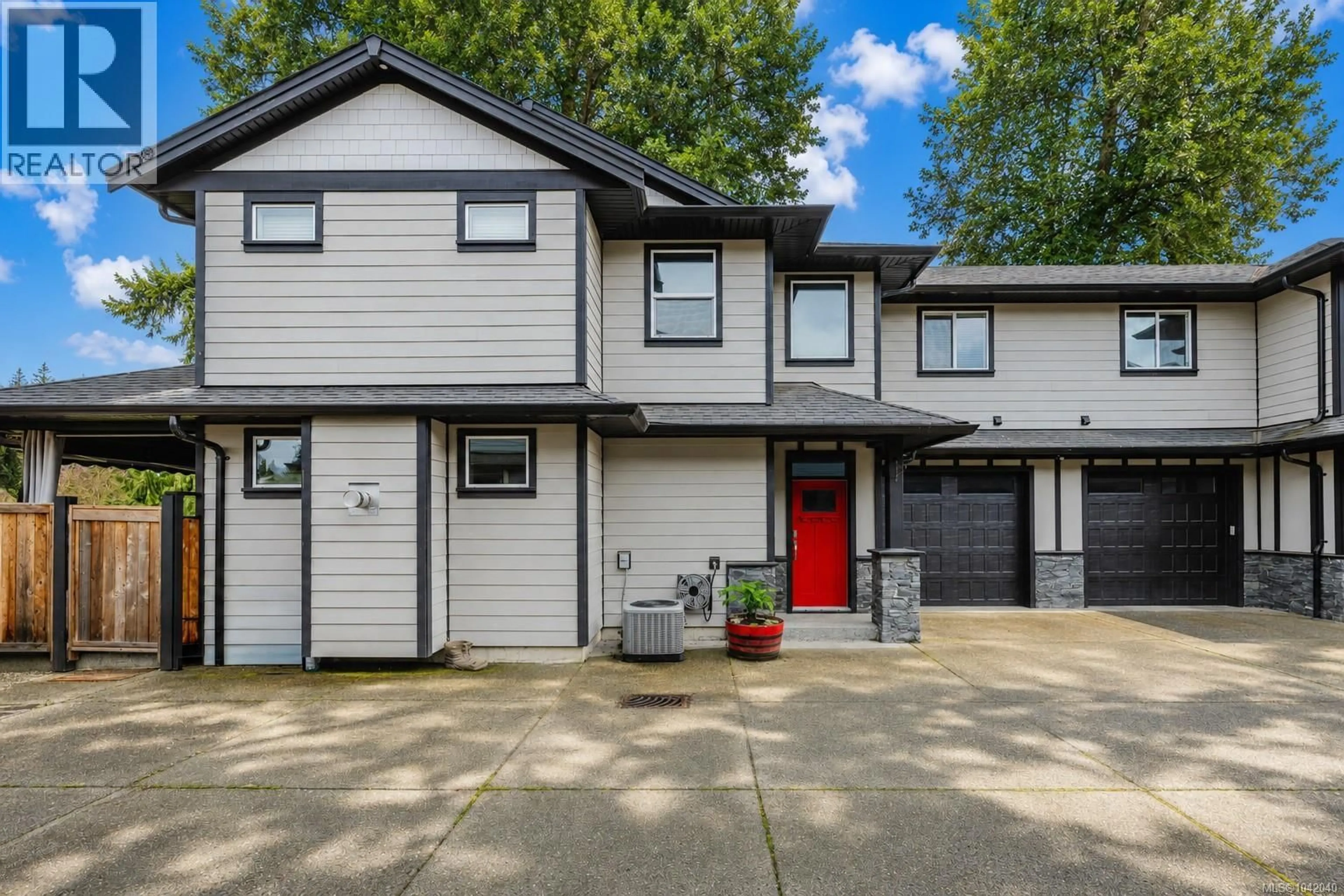 Home with vinyl exterior material, street for 5869 DEUCHARS DRIVE, Duncan British Columbia V9L1L5