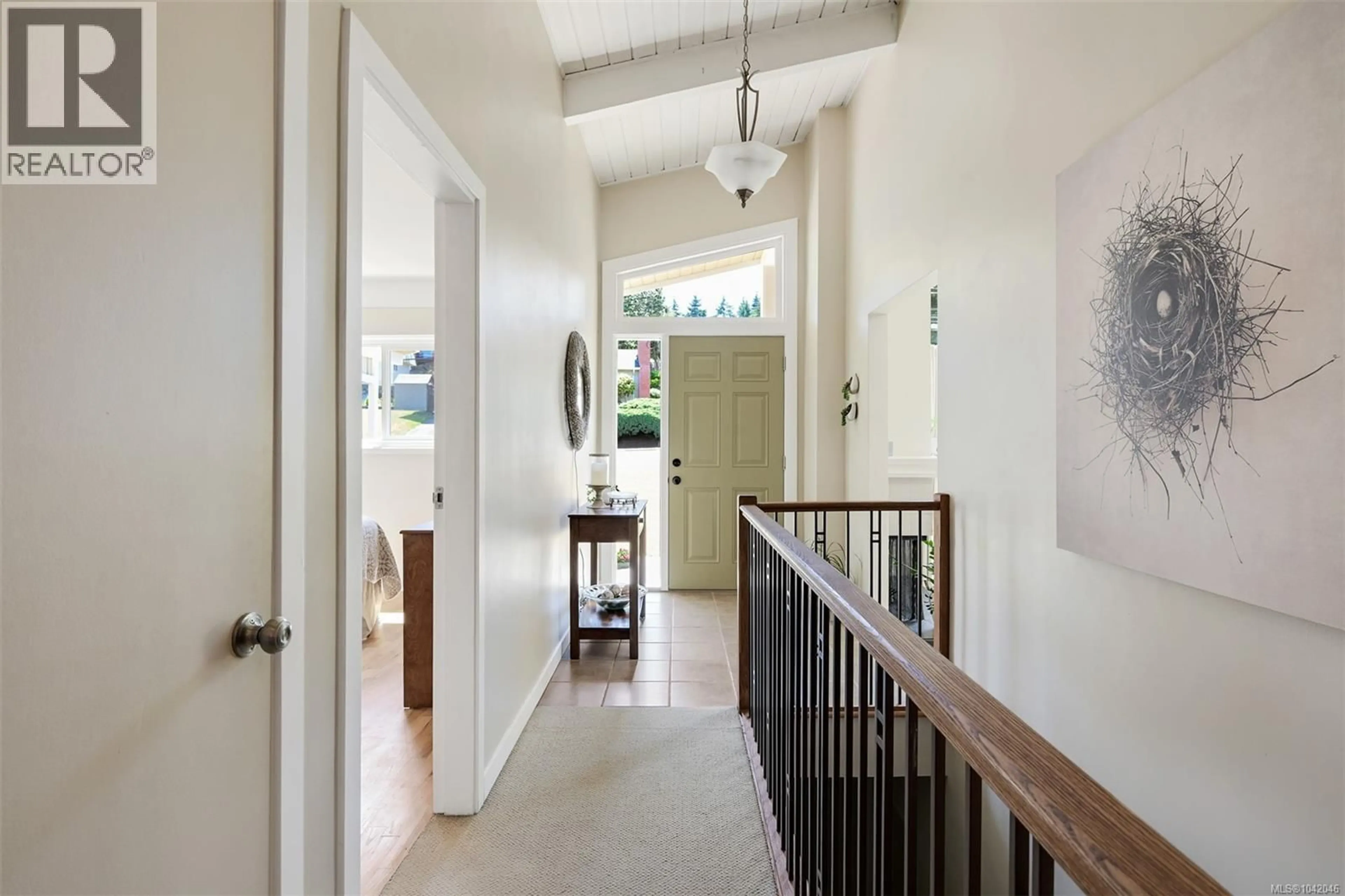 Indoor entryway for 880 ROCKHEIGHTS AVENUE, Esquimalt British Columbia V9A6H6