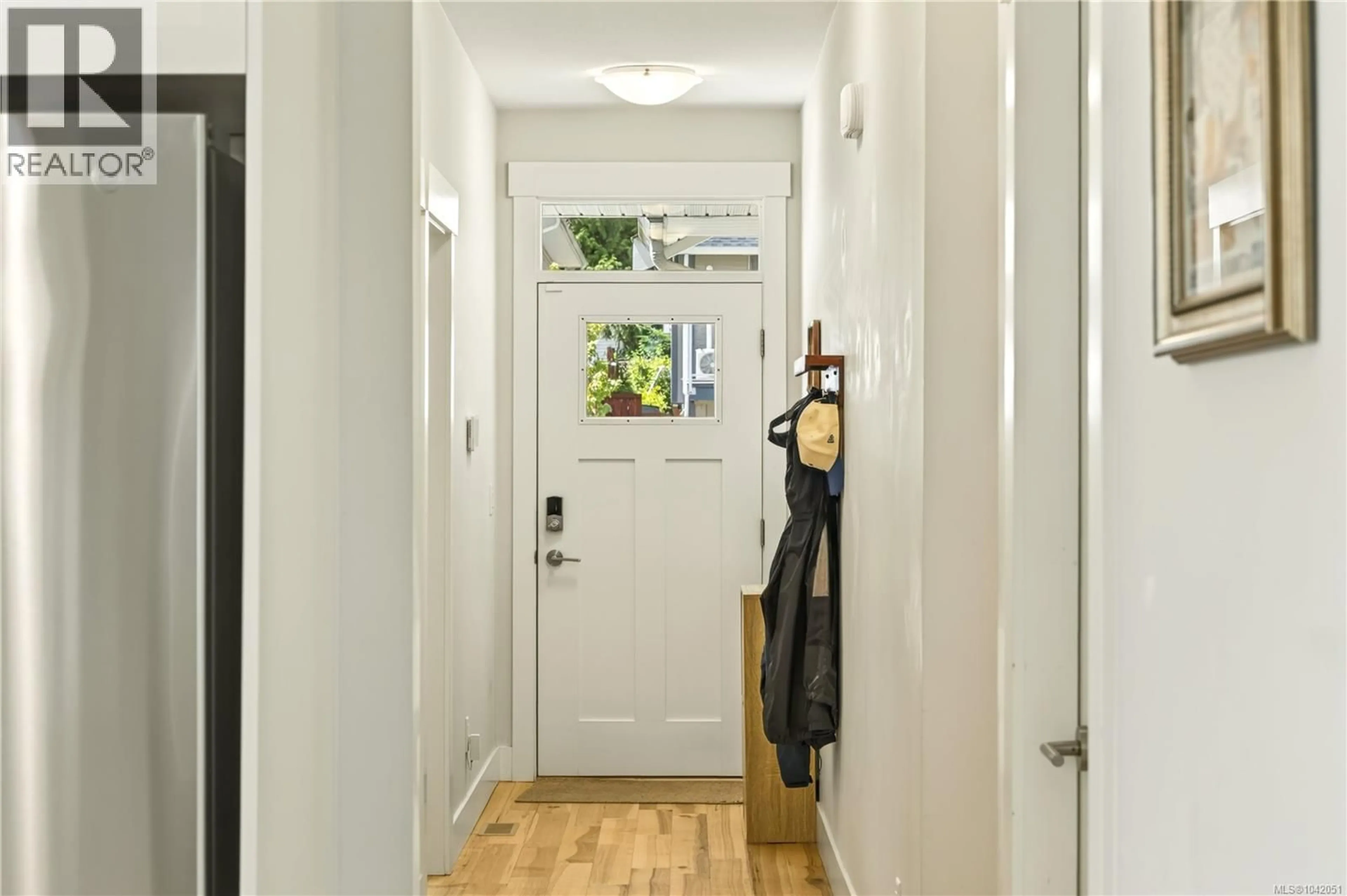 Indoor entryway for 1608 HOSANNA WAY, Nanaimo British Columbia V9X0B2