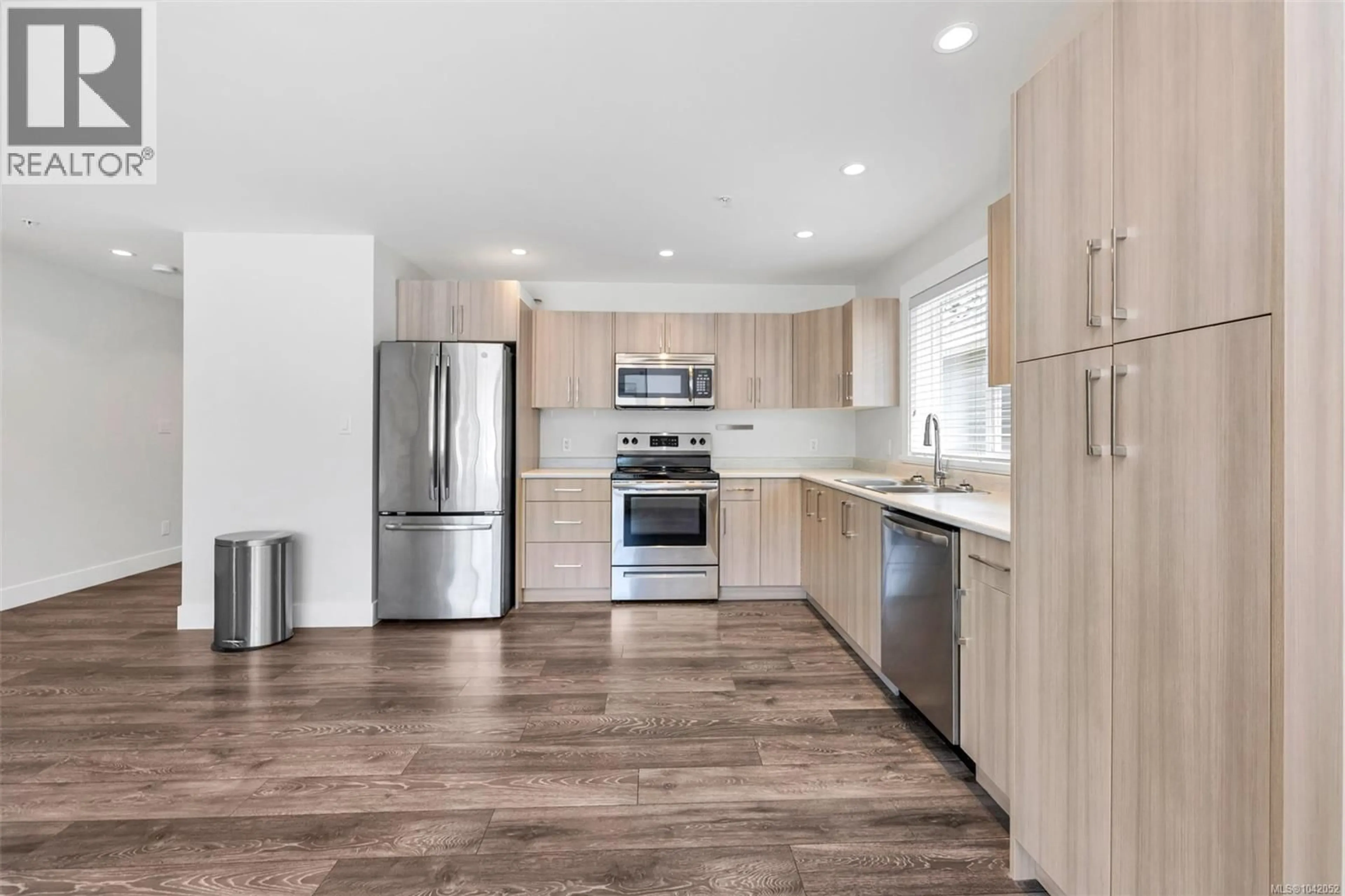 Open concept kitchen, unknown for 1807 LIFEHOUSE COURT, Sooke British Columbia V9Z0V1