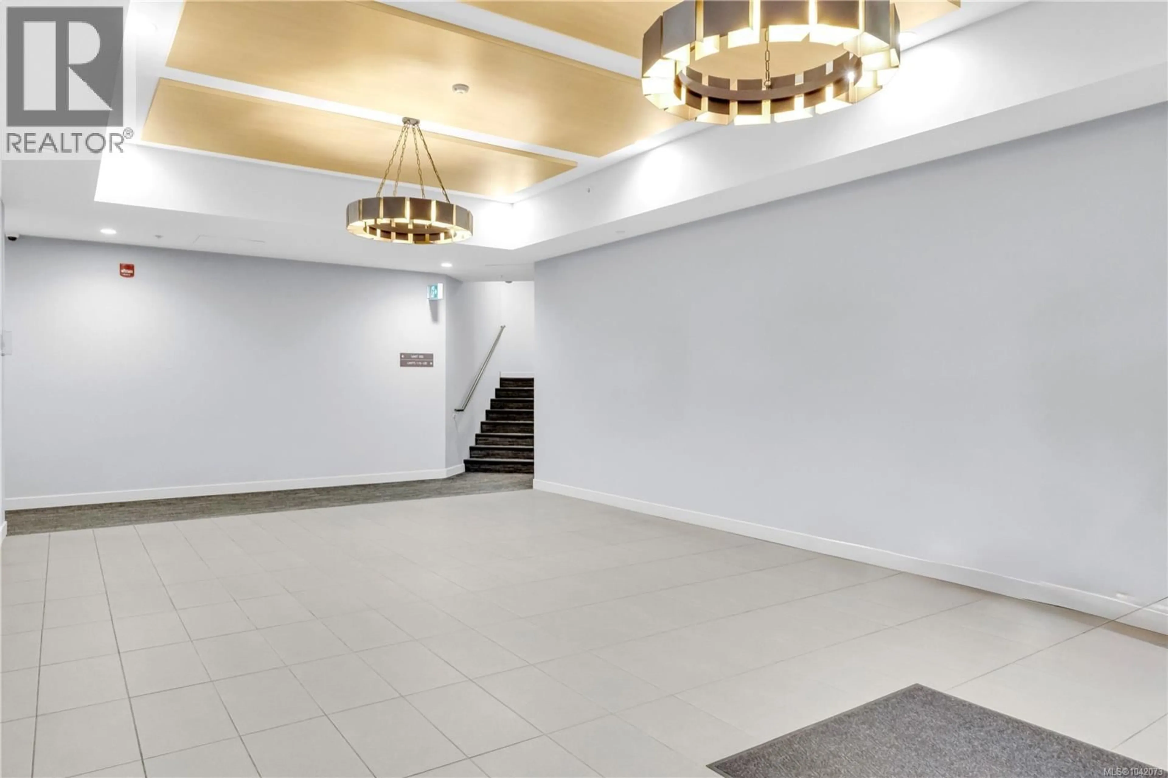 Lobby for 116 - 950 WHIRLAWAY CRESCENT, Langford British Columbia V9B0Y3