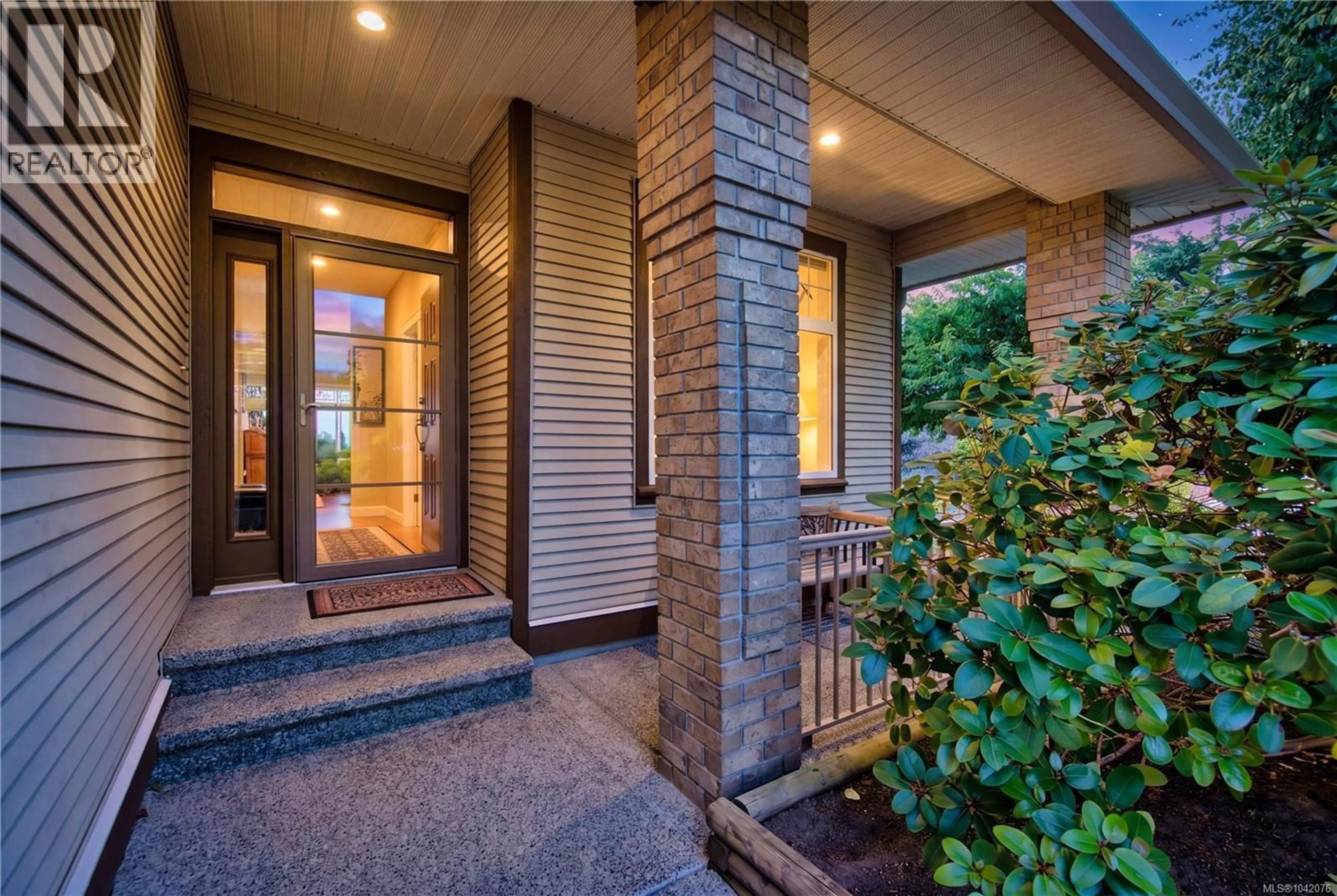 Indoor entryway for 3440 BLACKFOOT WAY, Nanaimo British Columbia V9L3Y1