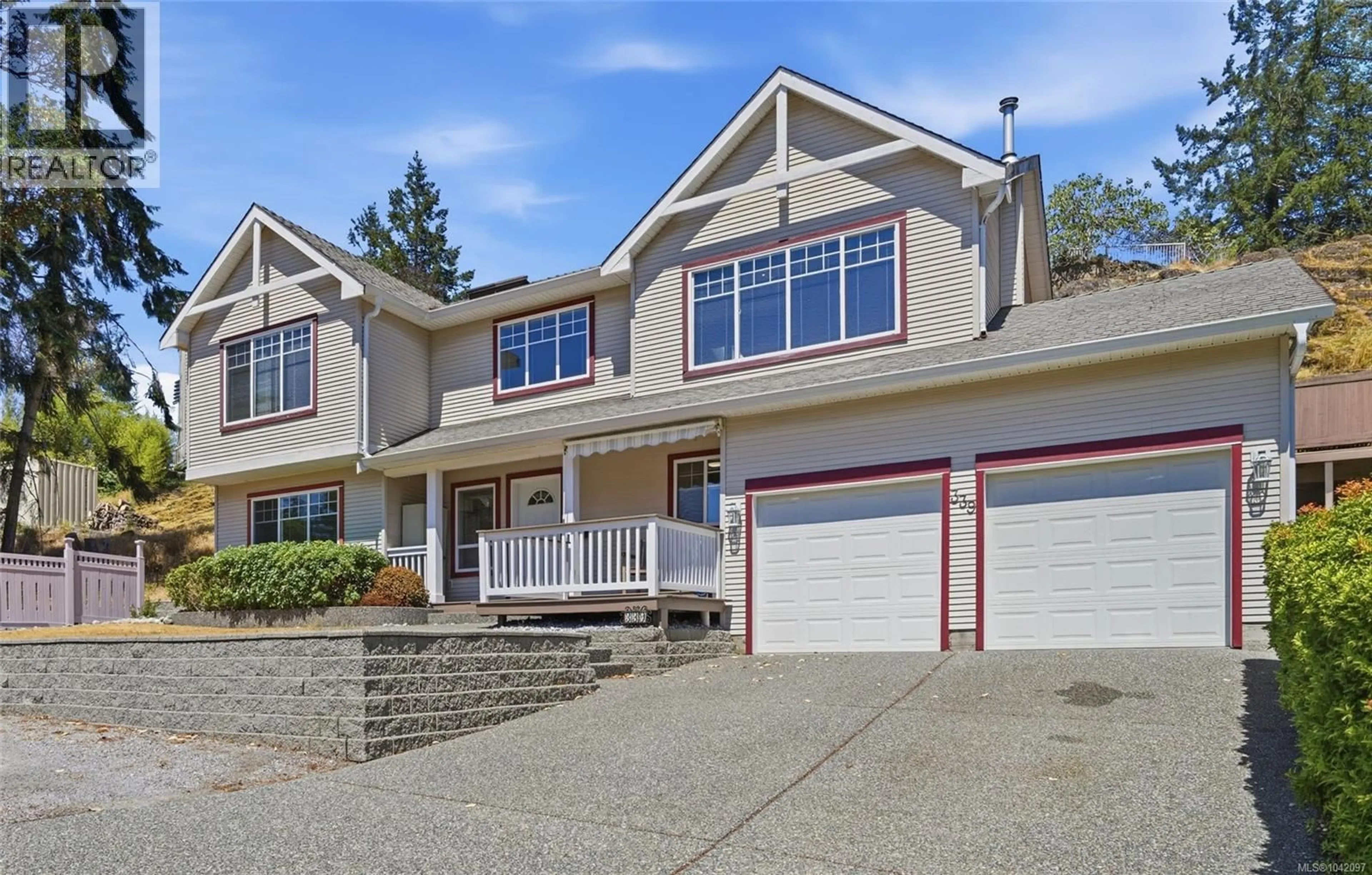Home with vinyl exterior material, street for 339 NOTTINGHAM DRIVE, Nanaimo British Columbia V9T4T1