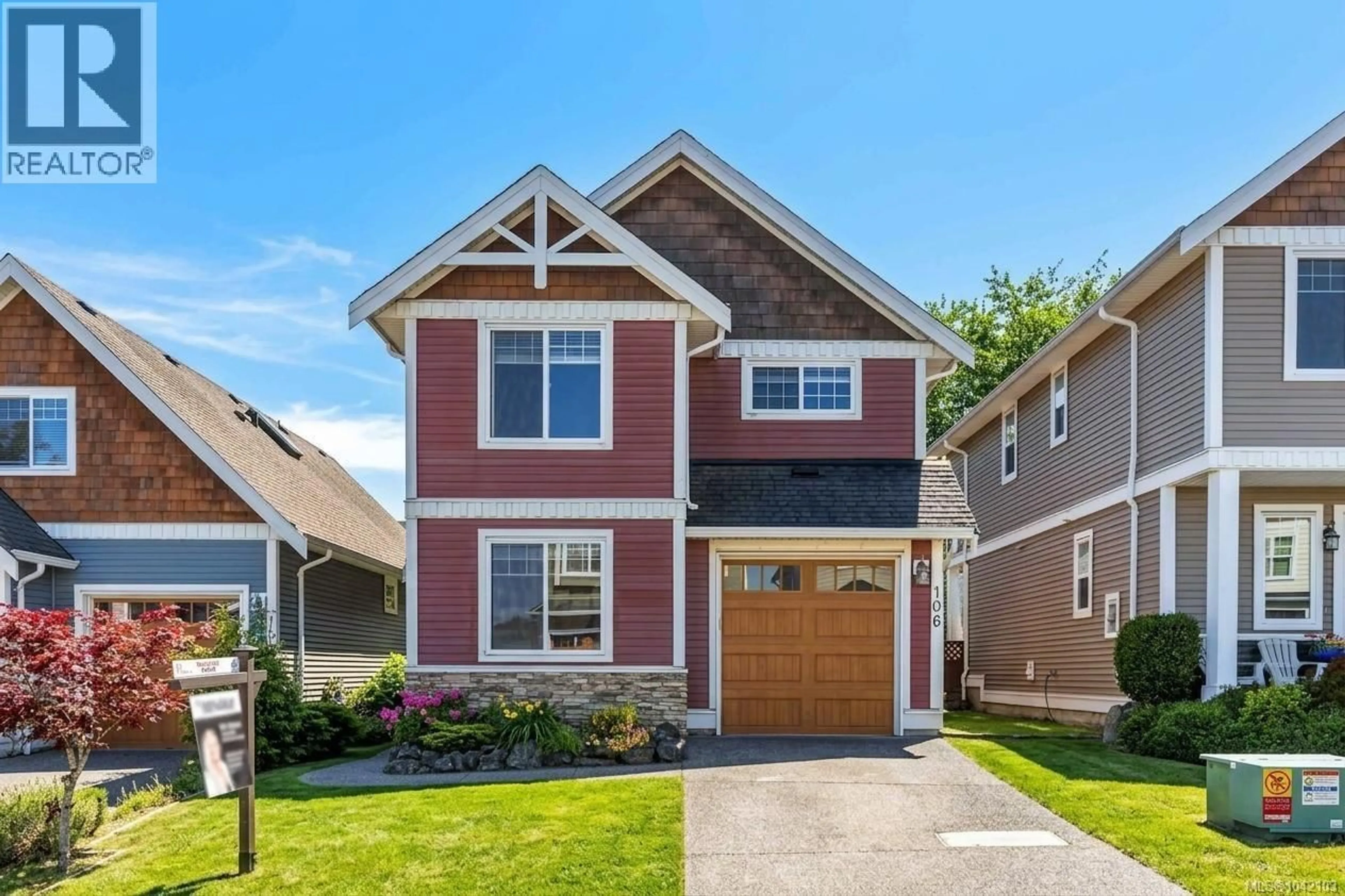 Home with vinyl exterior material, street for 106 - 2260 MAPLE AVENUE NORTH, Sooke British Columbia V9Z1L2