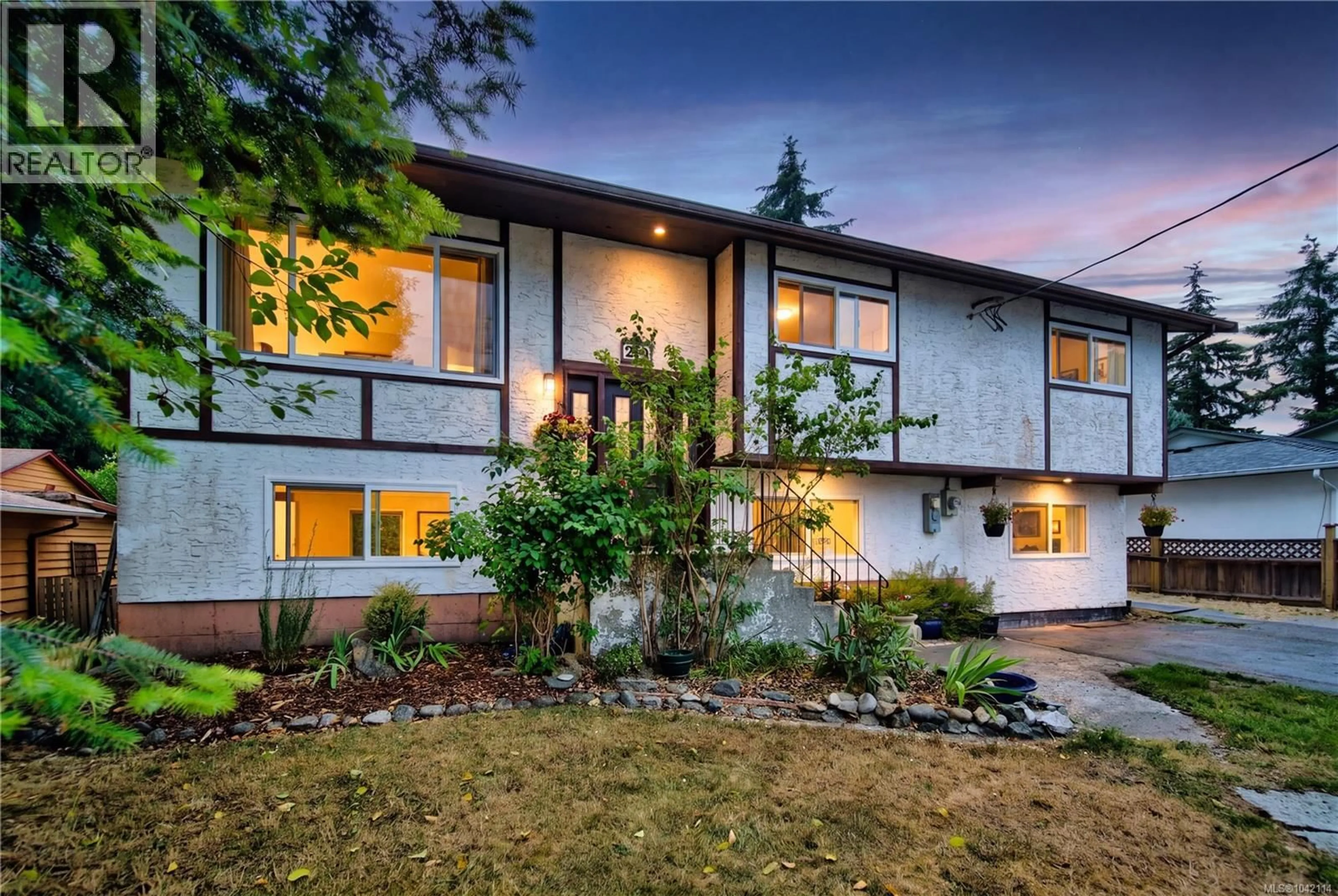 Unknown for 212 KWASSIN CRESCENT, Lake Cowichan British Columbia V0R2G0
