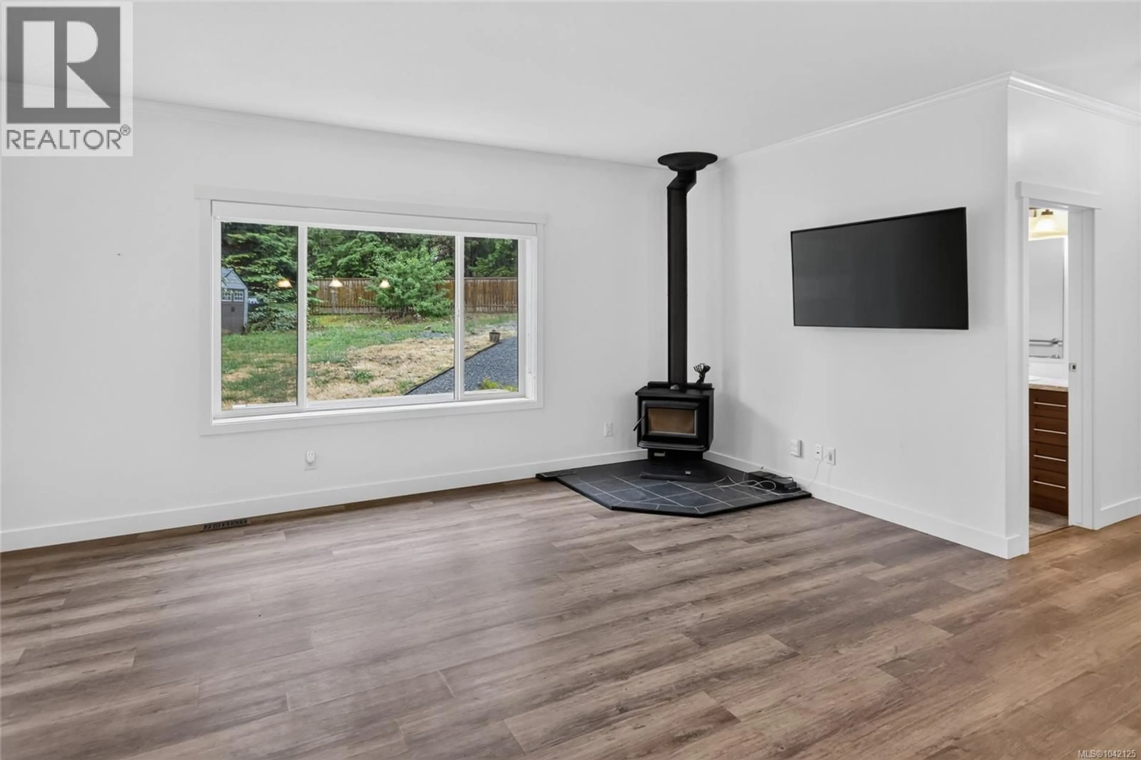 A pic of a room for 896 CANSO ROAD, Gabriola Island British Columbia V0R1X2