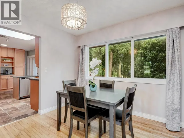 6429 RODOLPH ROAD, Central Saanich 4