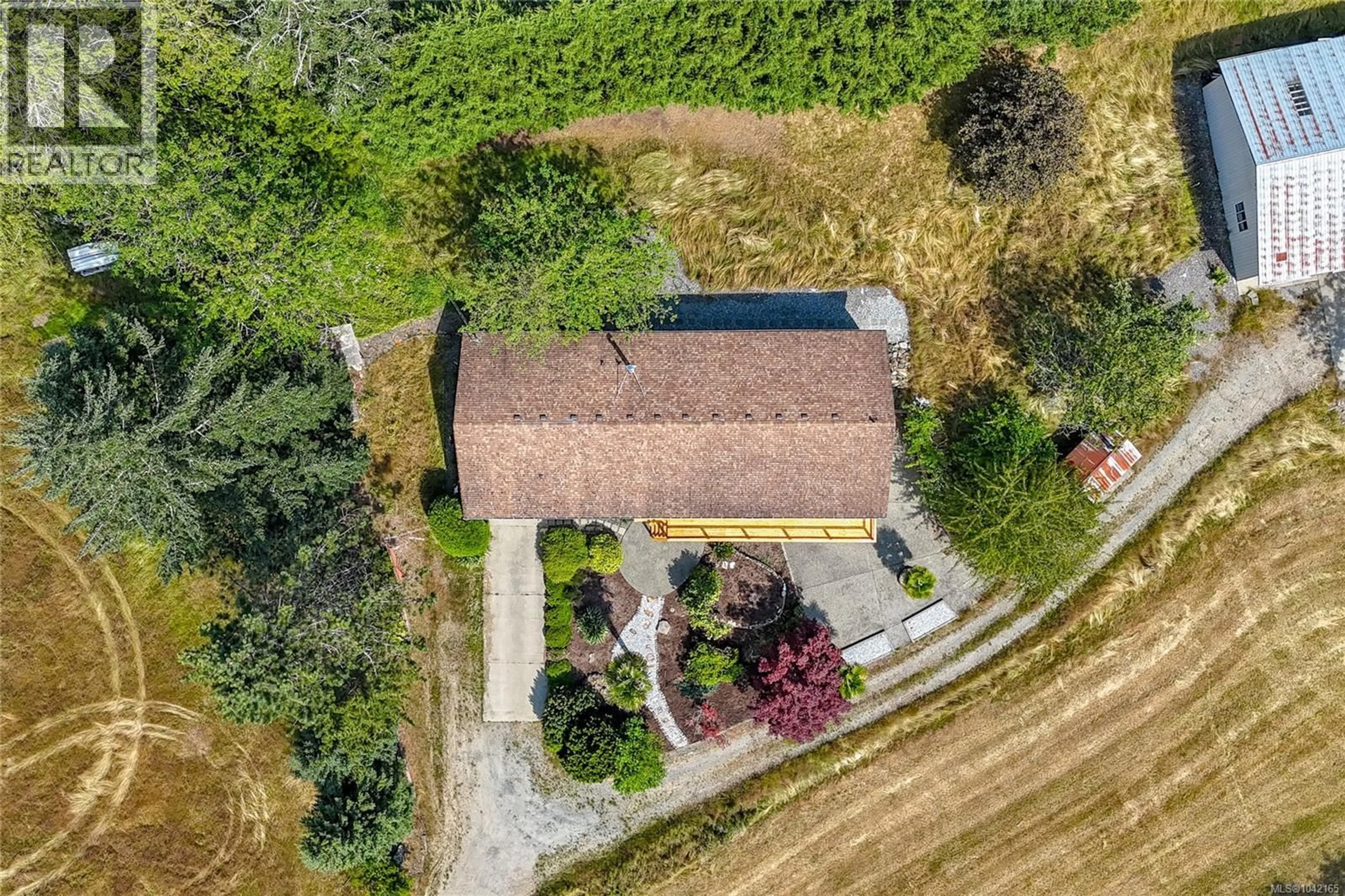 A pic from outside/outdoor area/front of a property/back of a property/a pic from drone, building for 2566 HASTINGS ROAD, Chemainus British Columbia V0R1K5