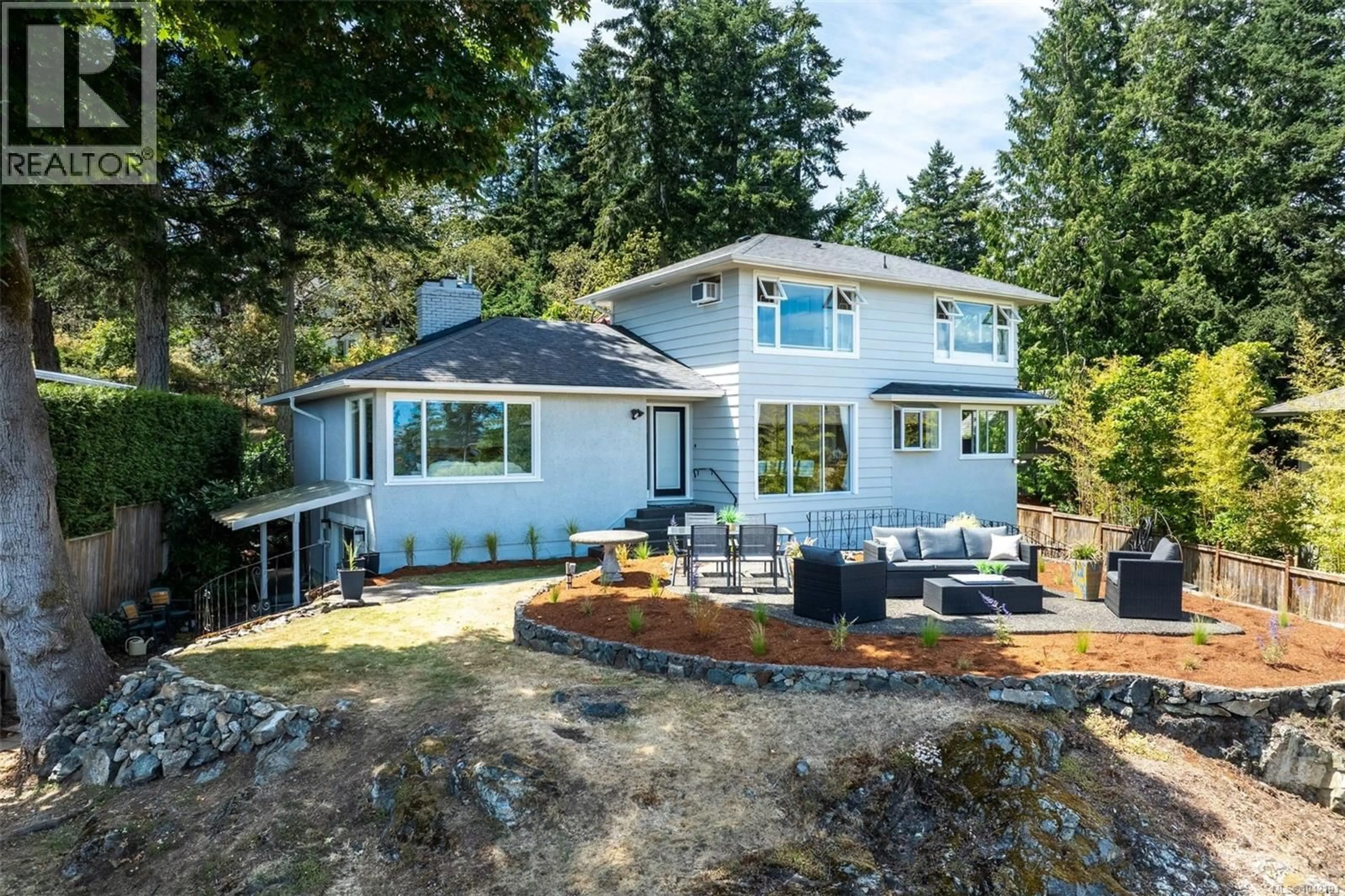 A pic from outside/outdoor area/front of a property/back of a property/a pic from drone, water/lake/river/ocean view for 5270 PARKER AVENUE, Saanich British Columbia V8L5E5