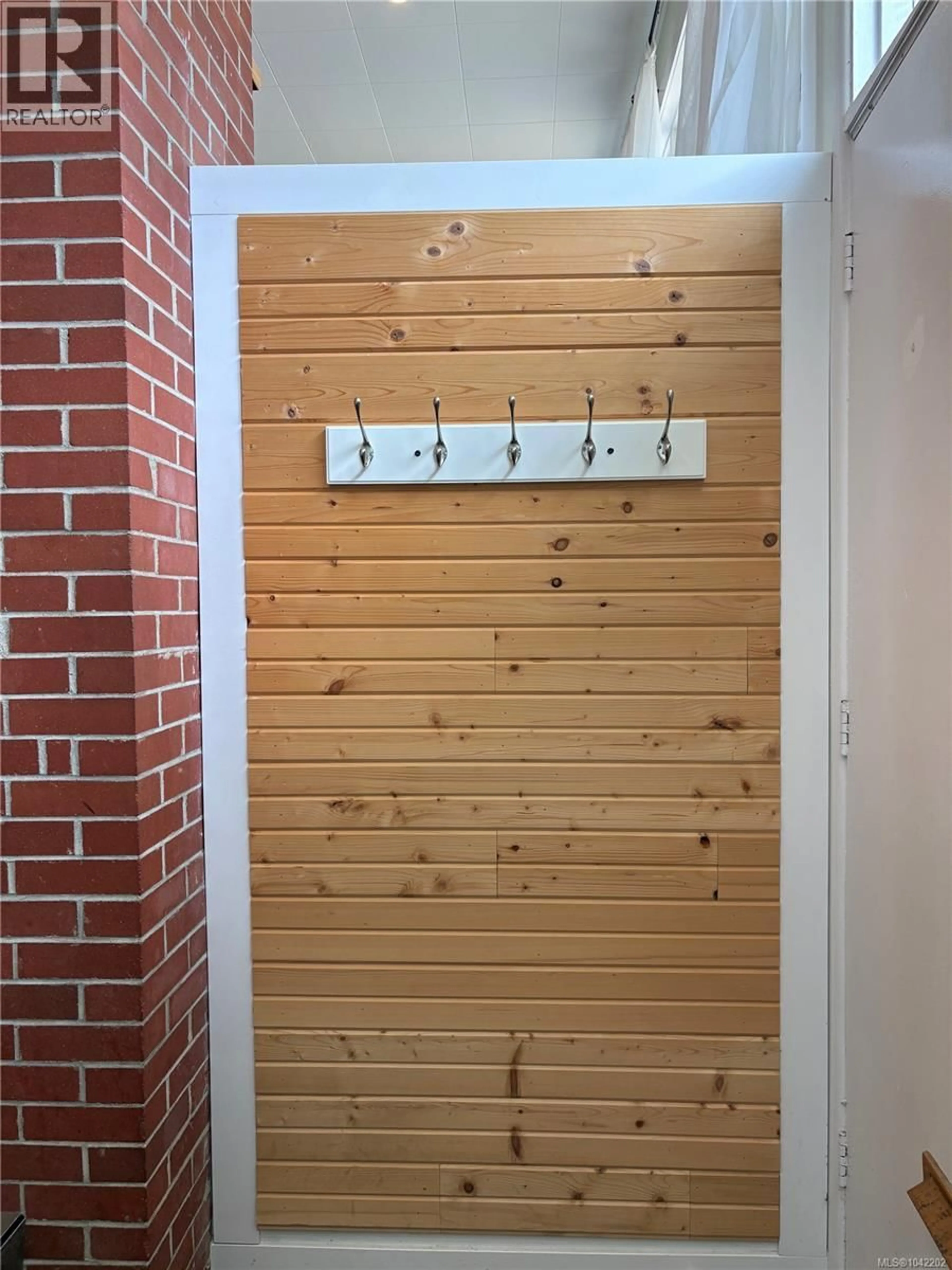 Indoor entryway for 170 GIGGLESWICK PLACE, Nanaimo British Columbia V9S2V8