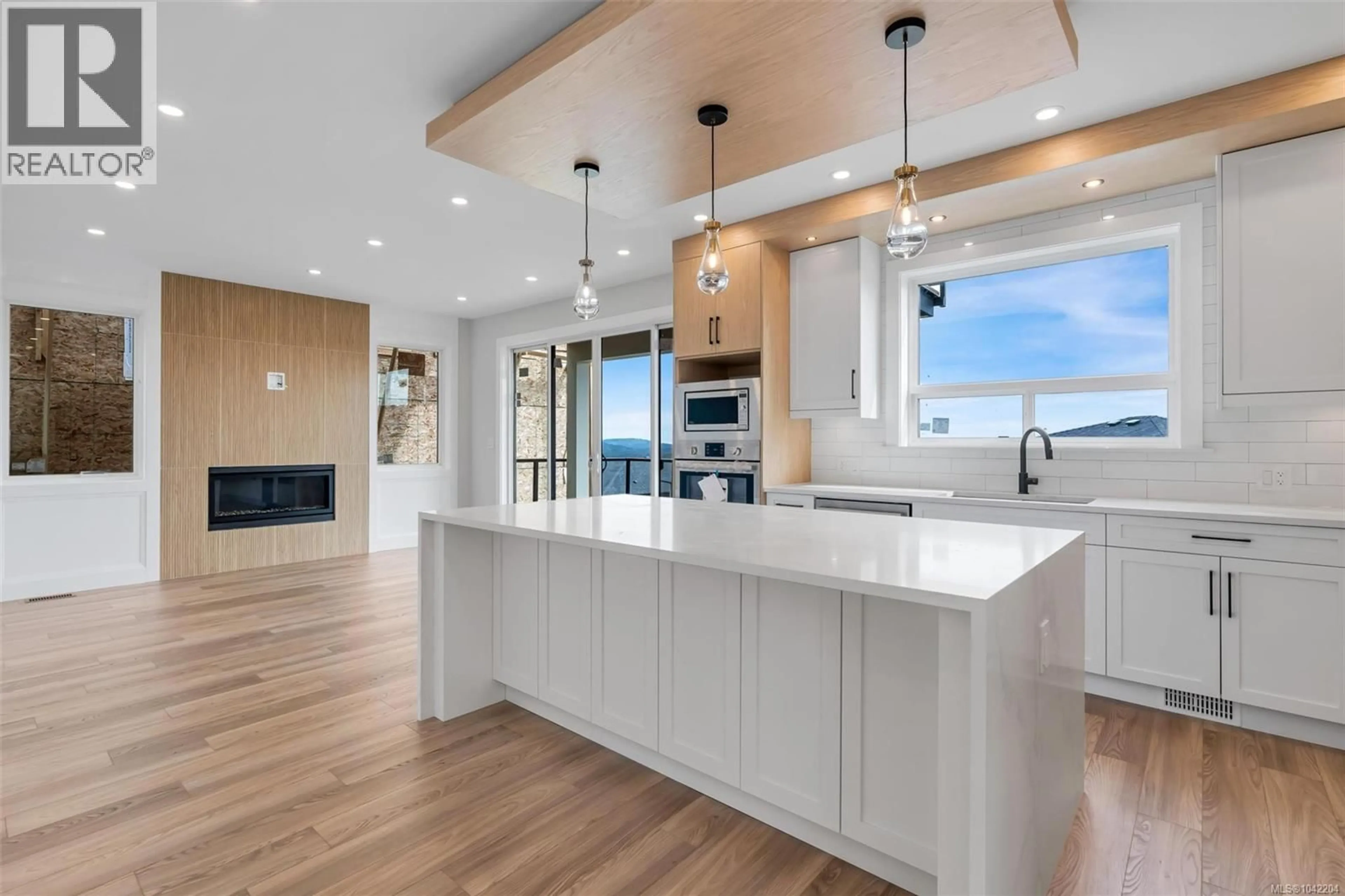 Open concept kitchen, unknown for 1358 SANDSTONE LANE, Langford British Columbia V9B7A2