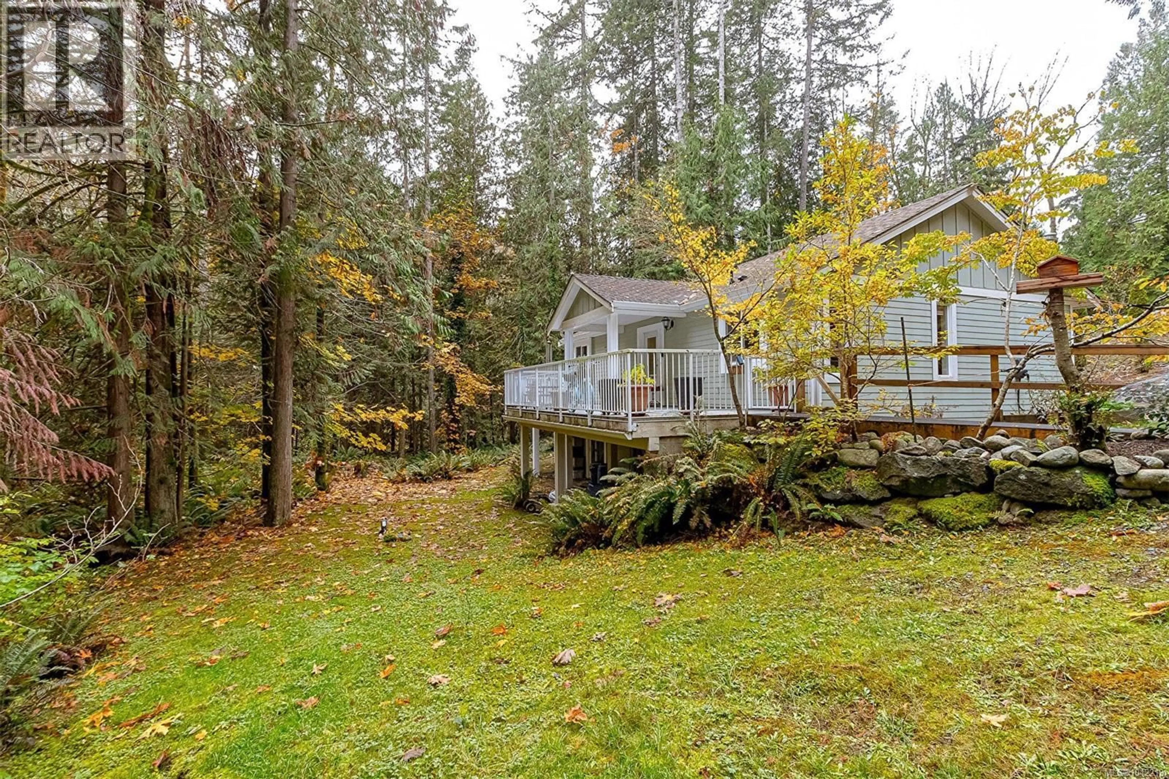 Patio, forest/trees view for 350 DOGWOOD DRIVE, Ladysmith British Columbia V9G1A8